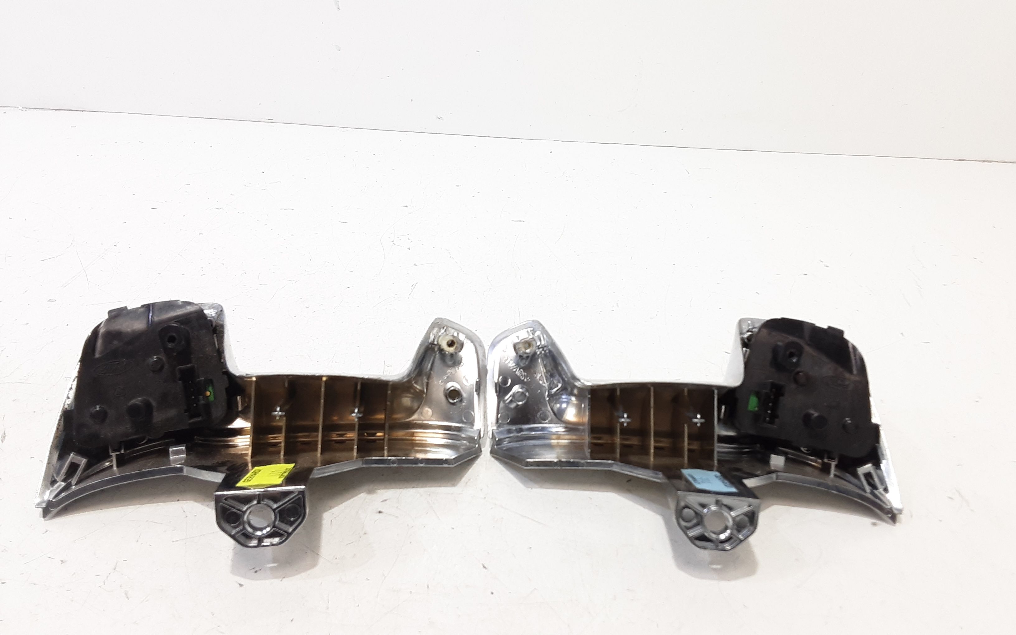 Blocco Volante Multifunzione Usato