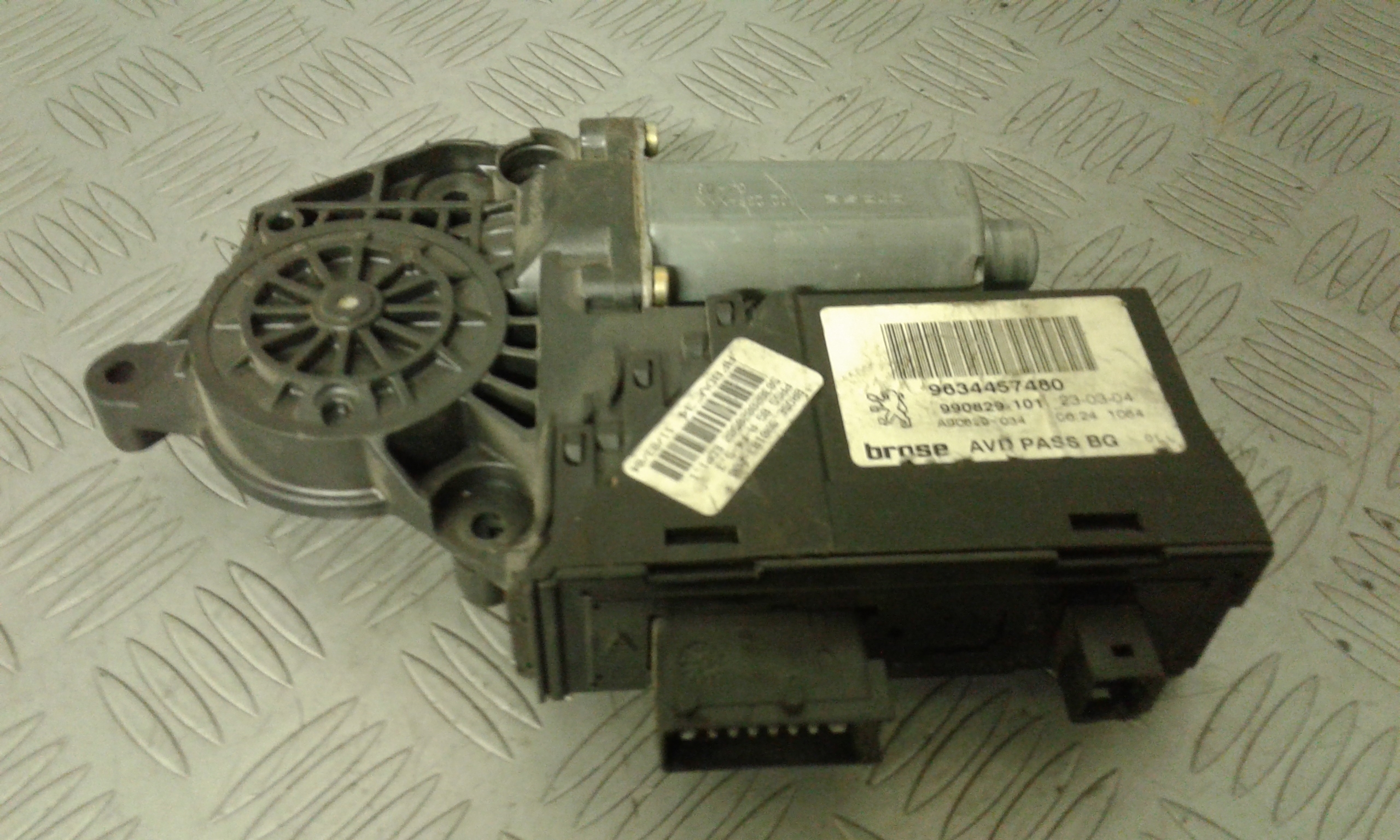 Motorino Alzacristallo Porta Ant. Destro 9222AZ Usato