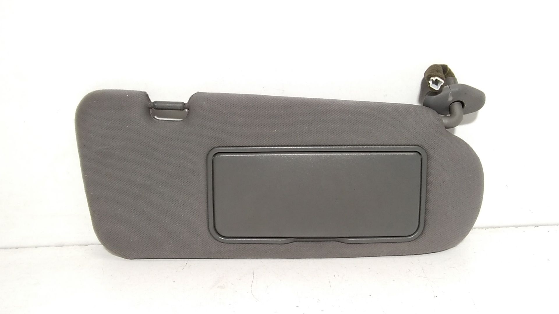 Aletta Parasole Parabrezza Destro 852043E01044 Usato