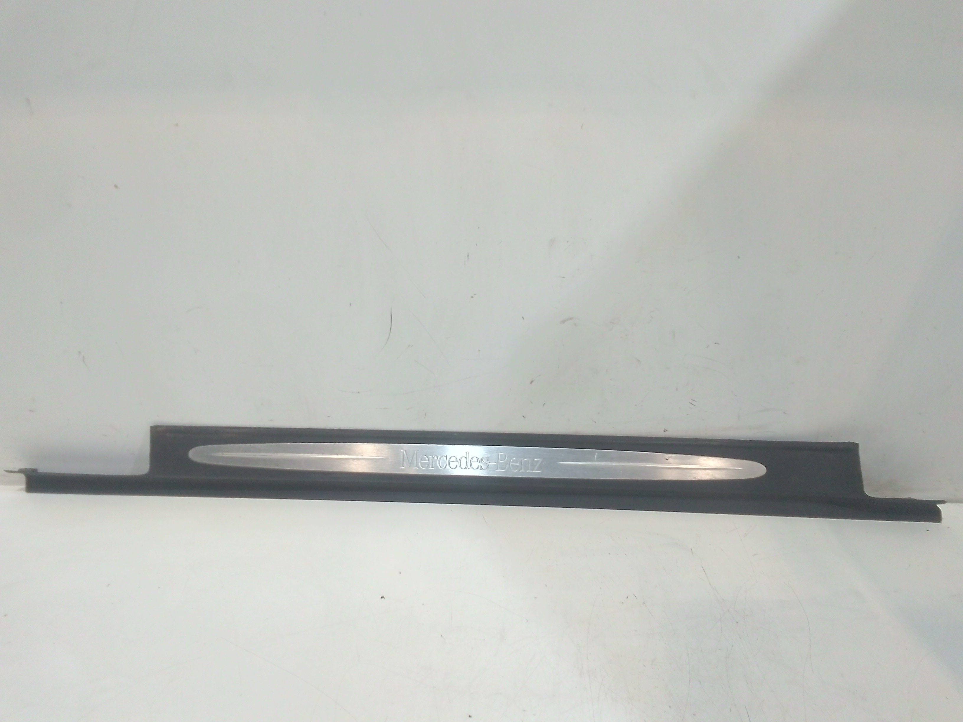 Rivestimento Int. Battitacco Ant. Sx Usato