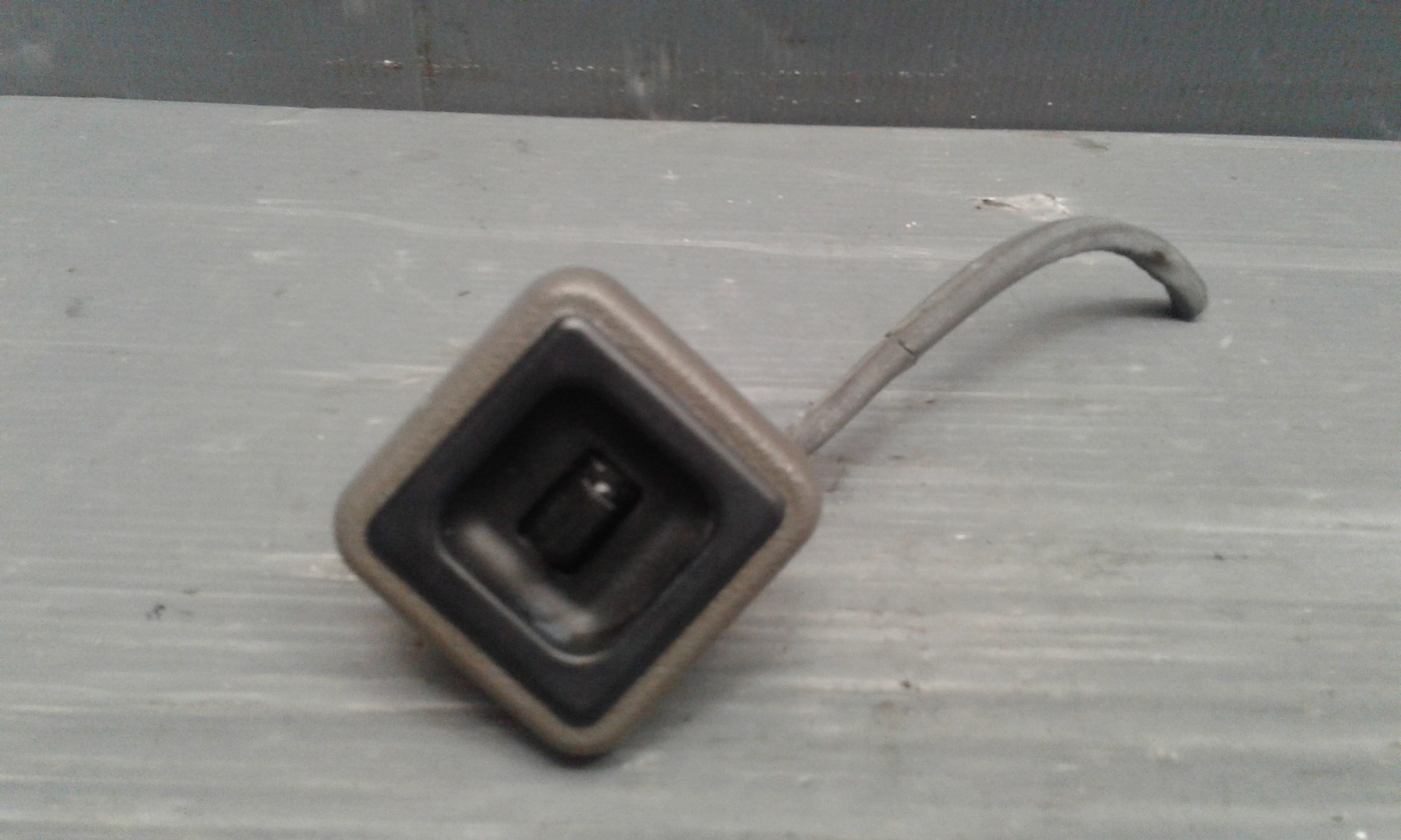 Interruttore Alzacristalli Porta Ant. Destro Usato