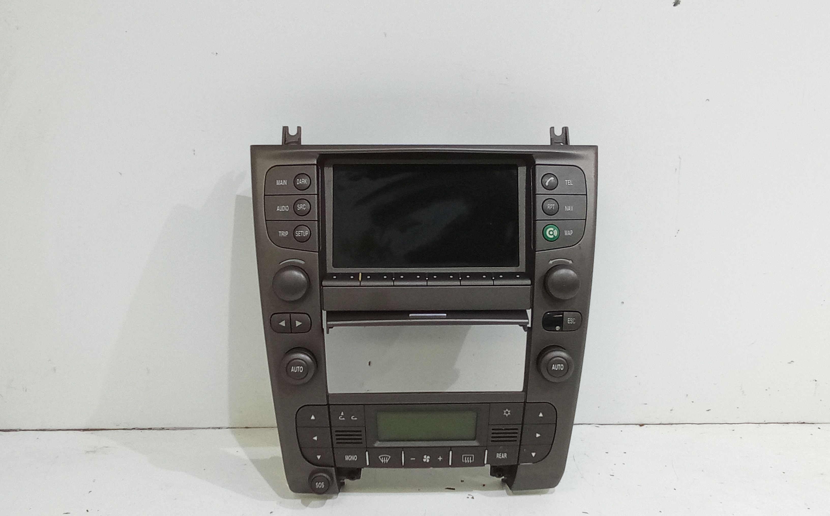 Radio C/sistema Di Navigatore Satellitare Usato