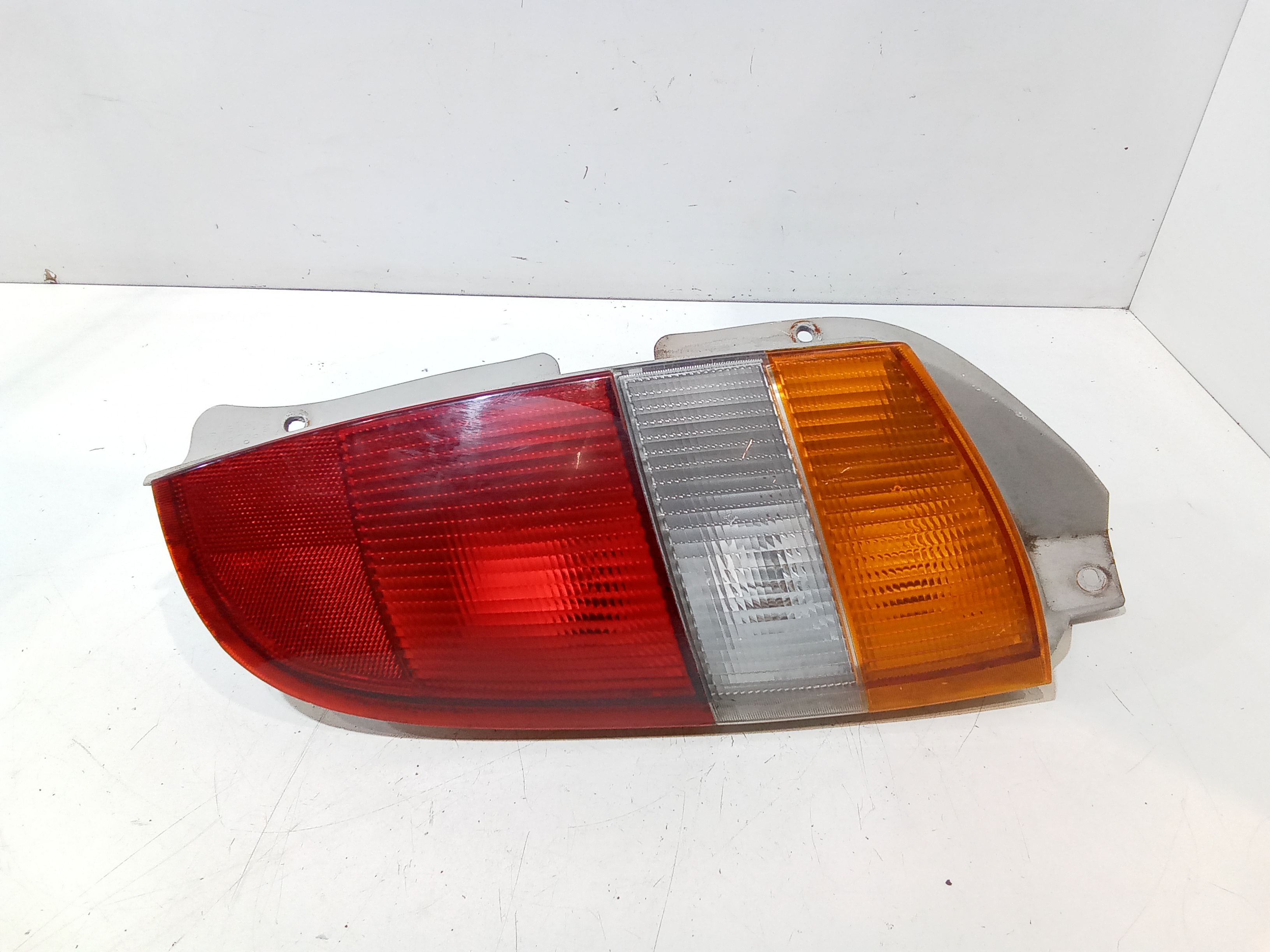 Fanale Post. Destro 9240202010 Usato