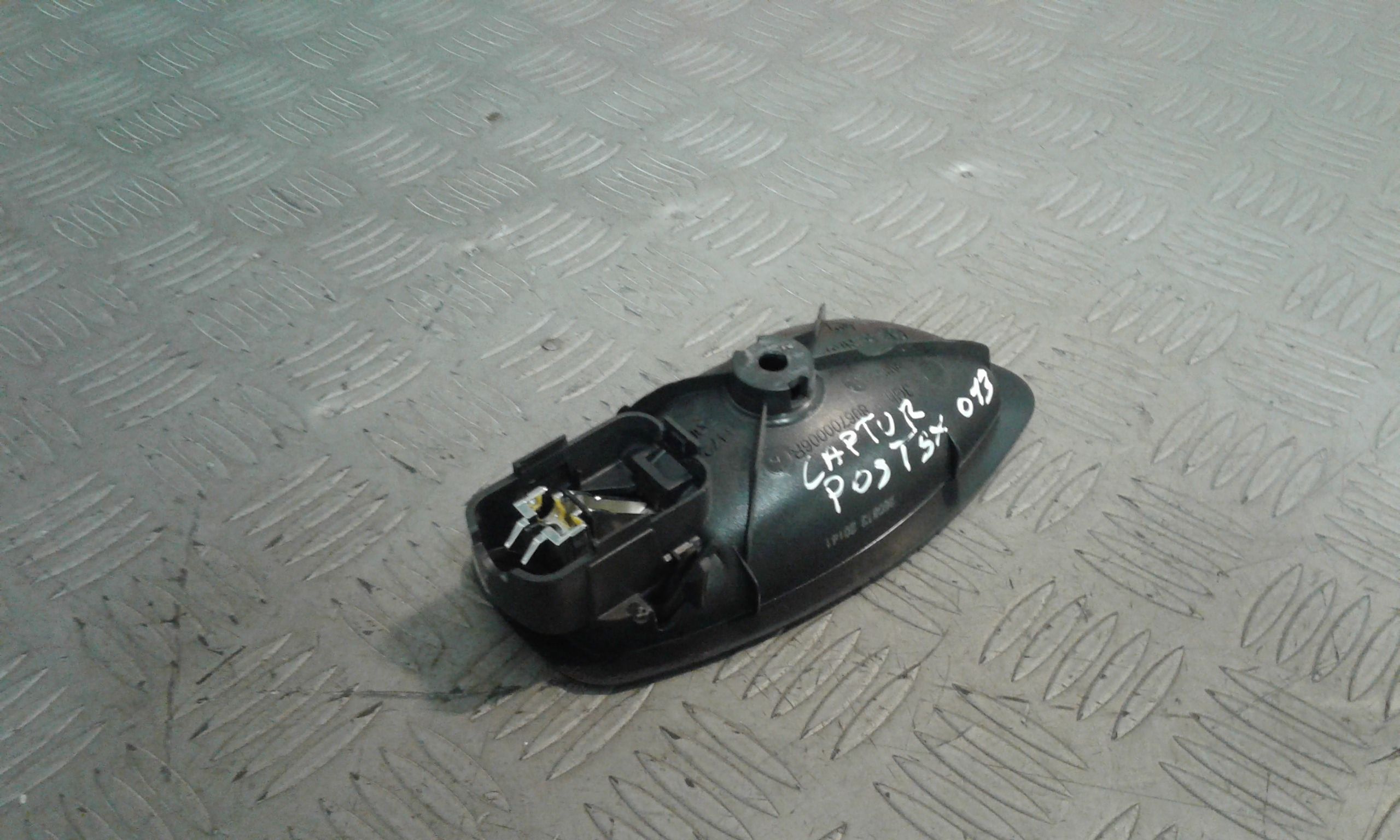 Maniglia Int. Apertura Porta Post. Sinistro 806716611R Usato