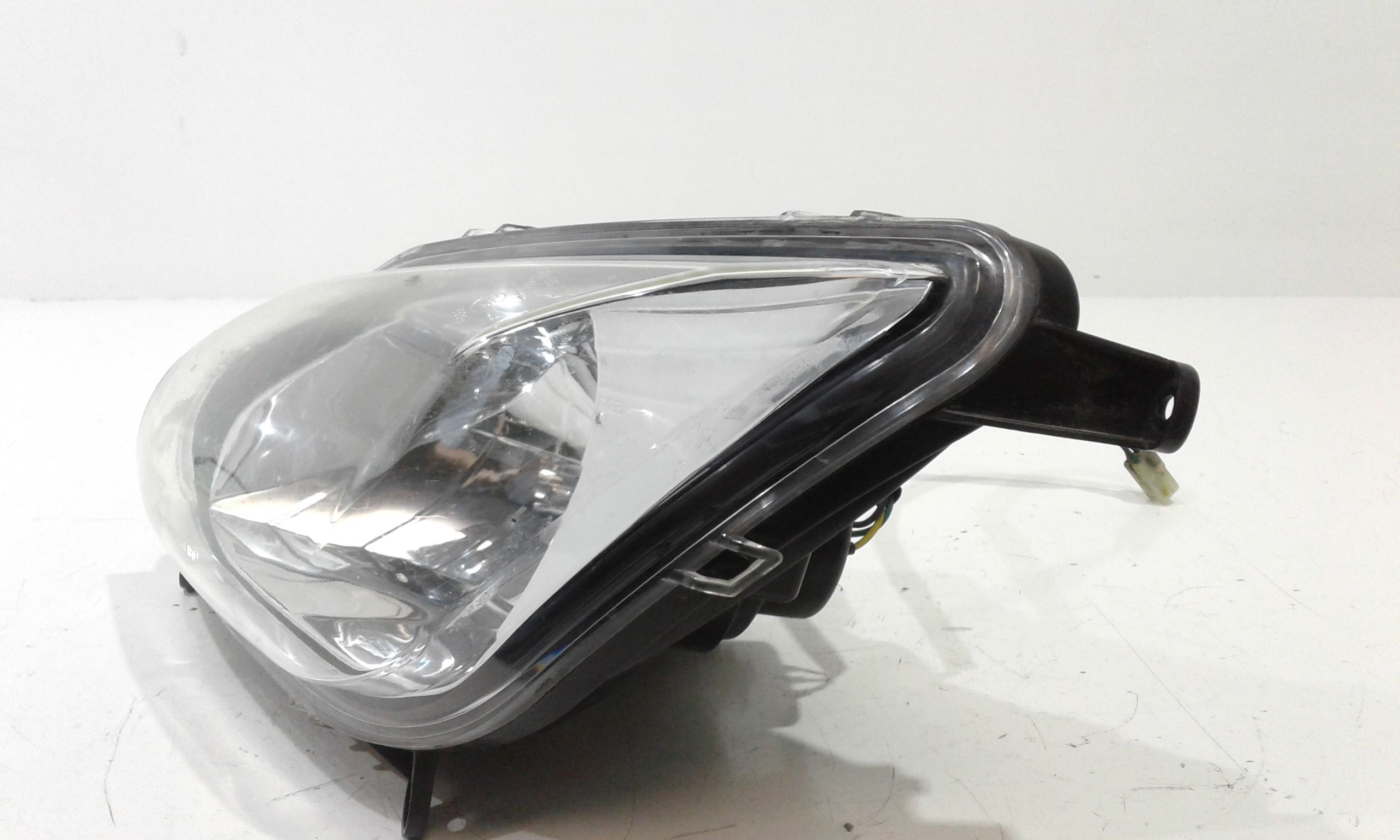 Faro Anteriore Usato