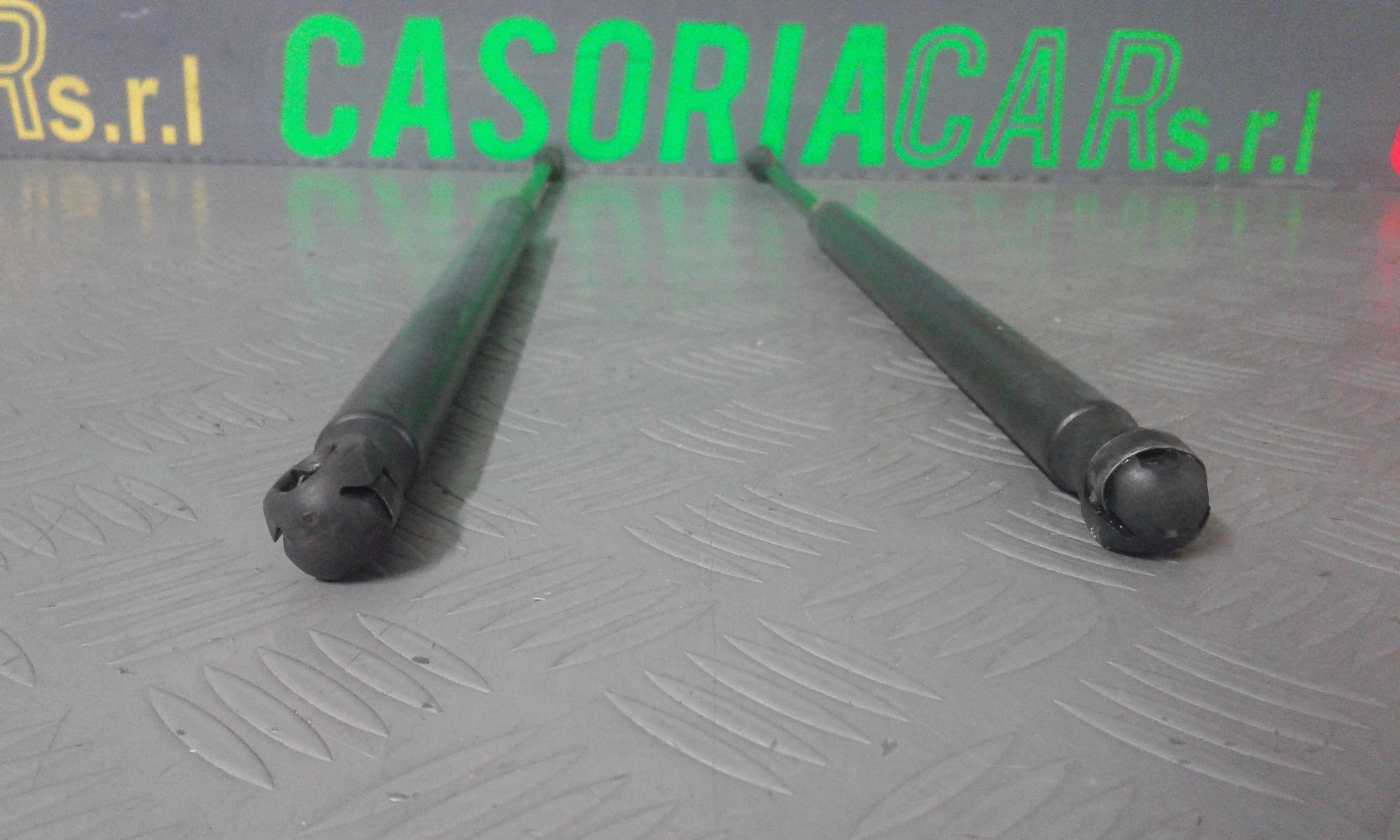 Cerniera Cofano Post. Destro Usato