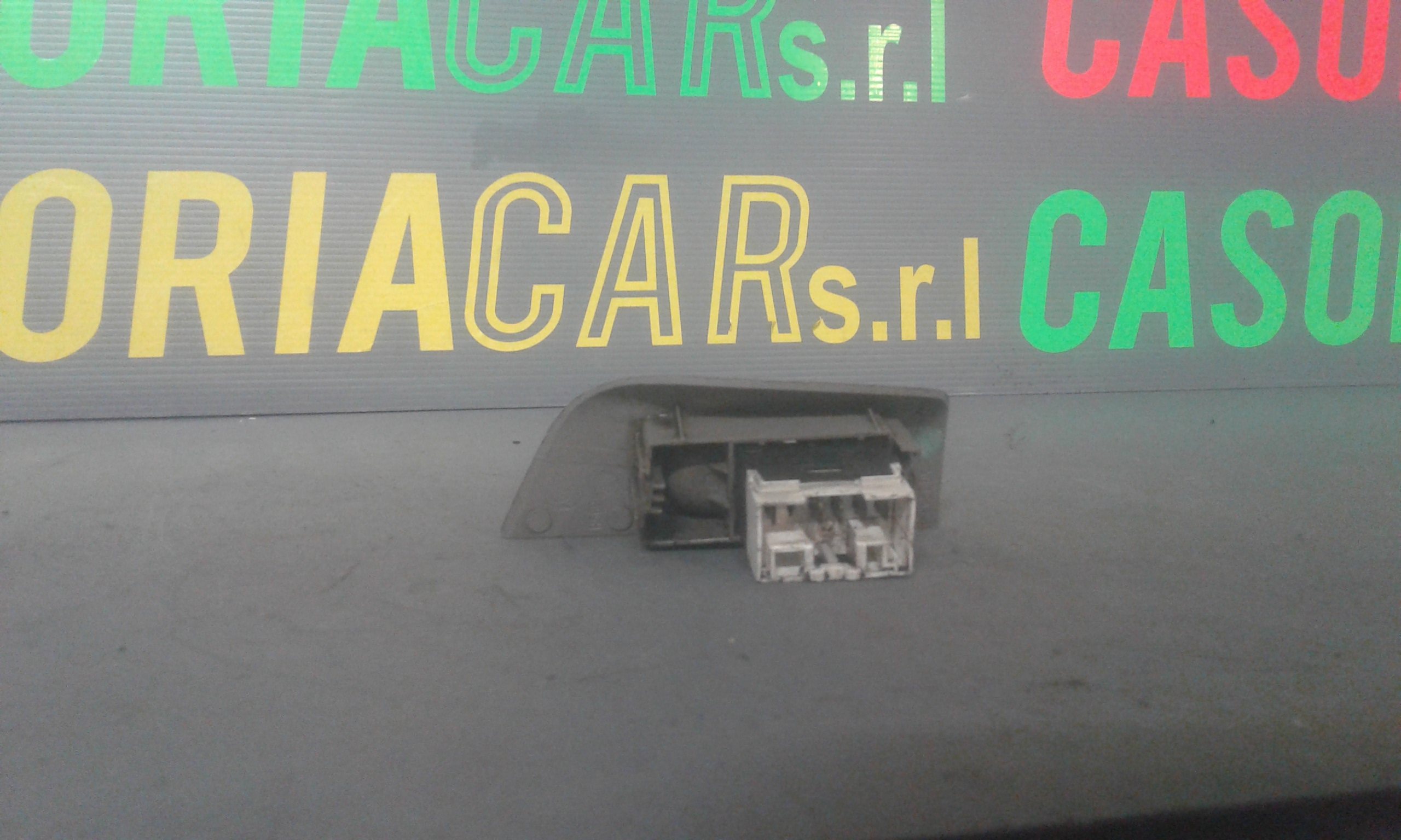 Interruttore Alzacristalli Porta Ant. Destro Usato