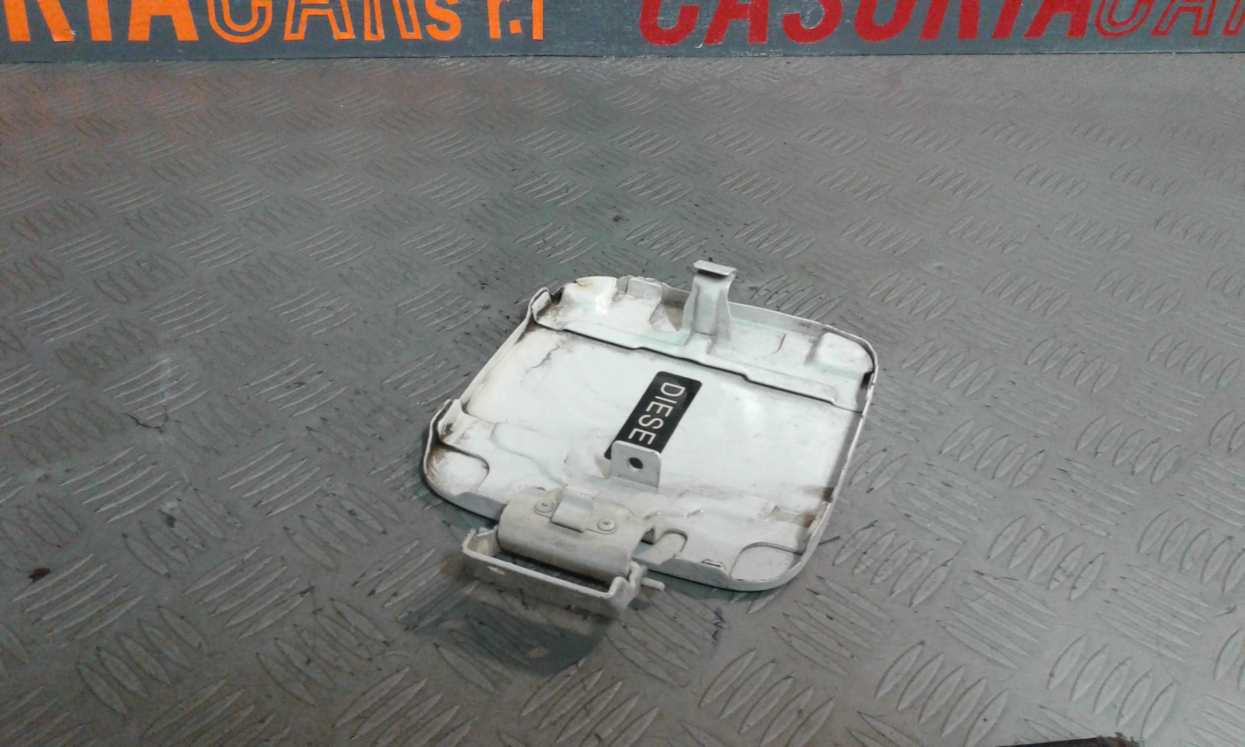 Sportello Carburante Usato