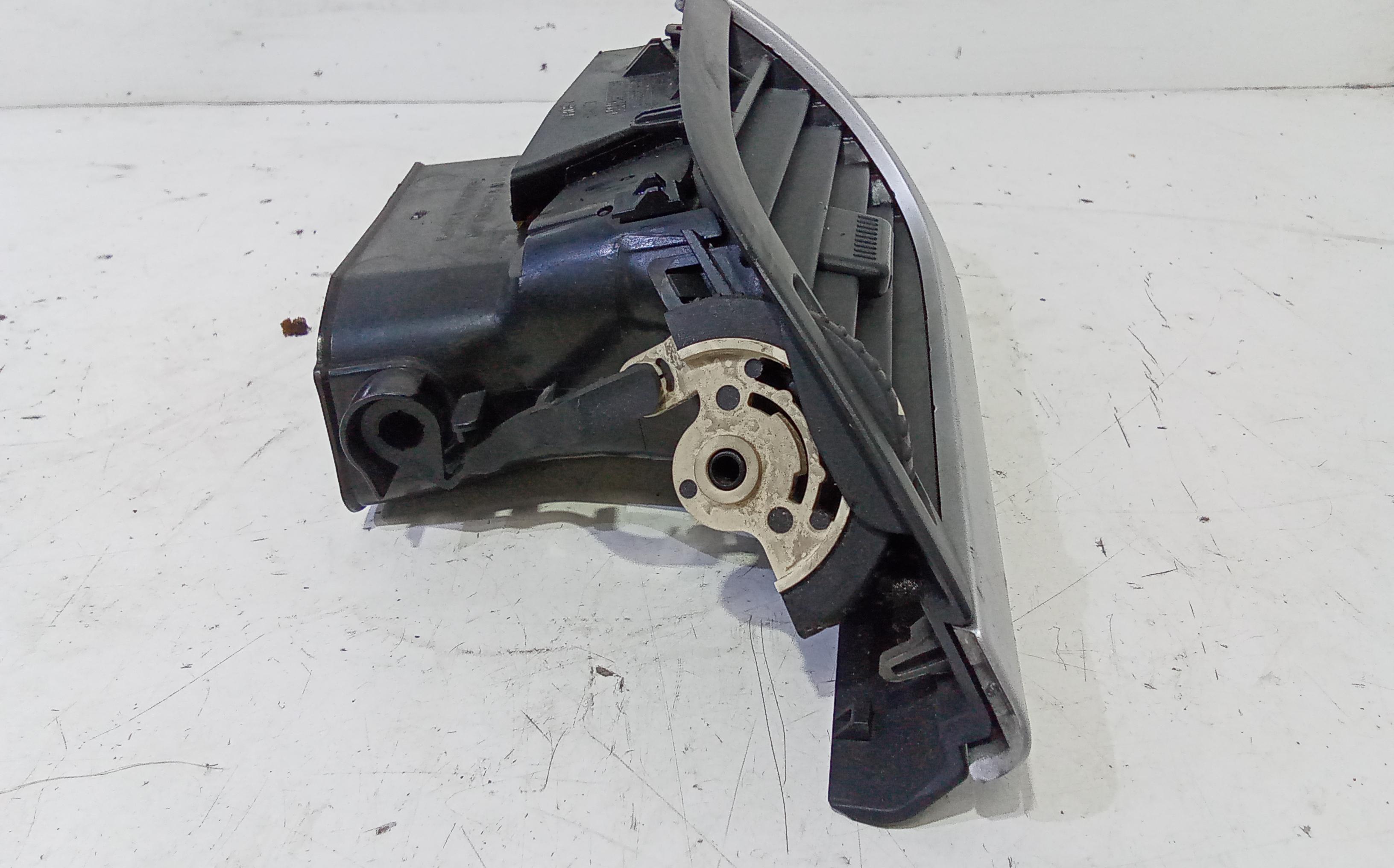 Condotto Aria Bocchette Centr. Sup. Cruscotto Usato