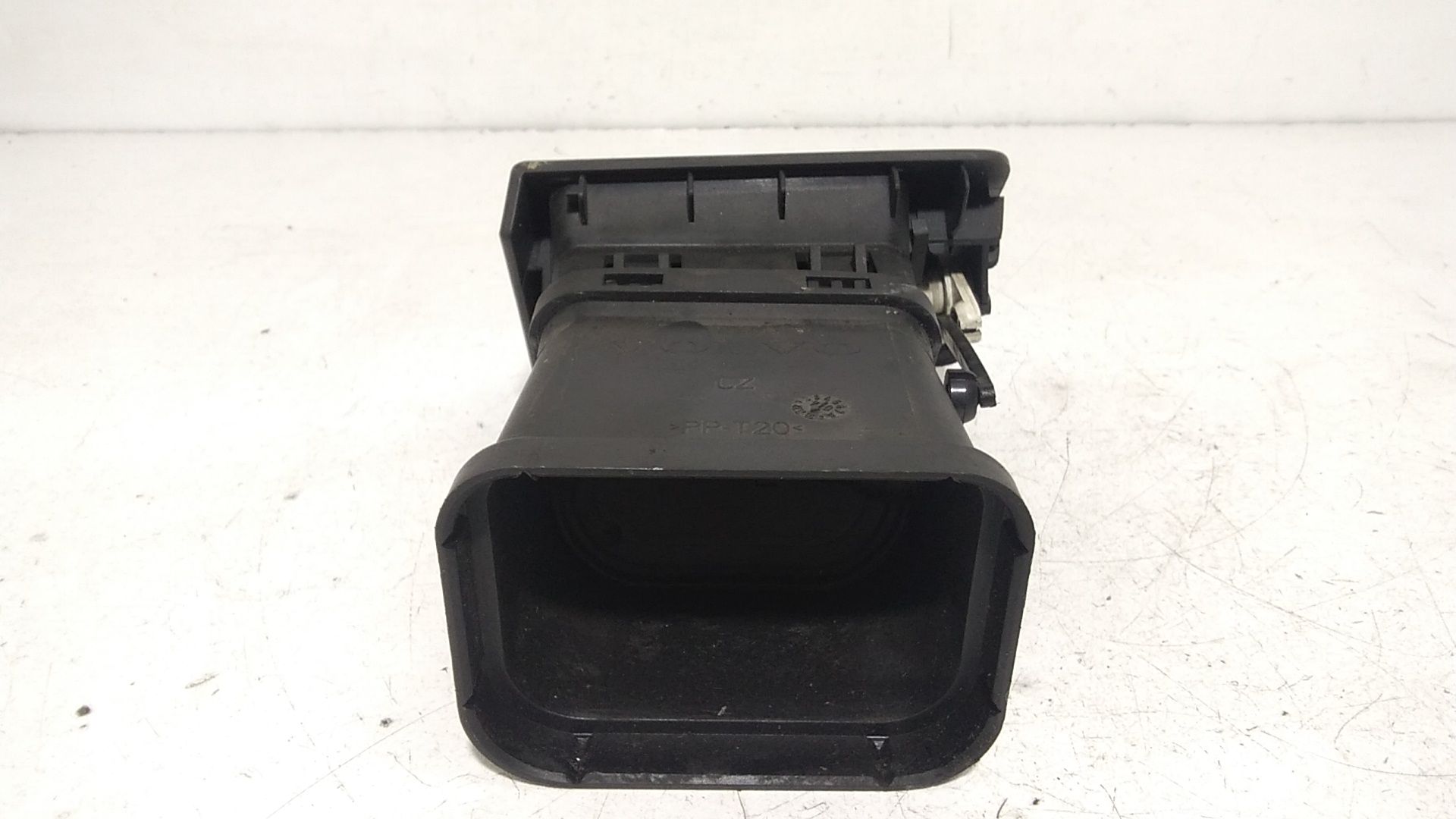 Condotto Aria Bocchette Lat. Cruscotto Destro Usato