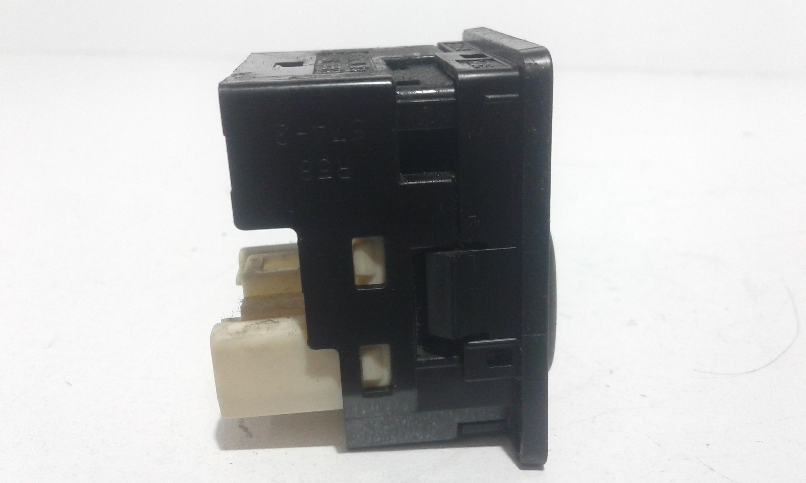 Interruttore Regolazione Retrovisore Est. 8487034010 Usato