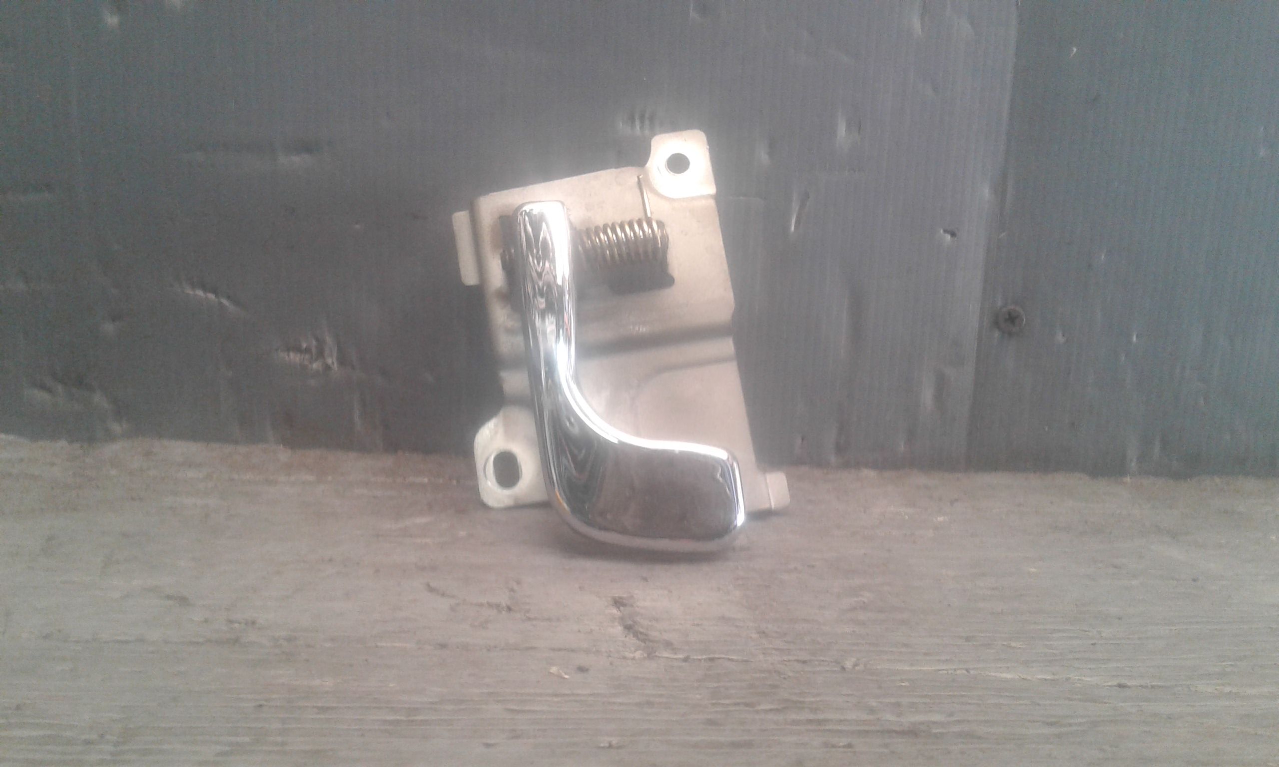 Maniglia Int. Apertura Porta Post. Sinistro MR653320 Usato