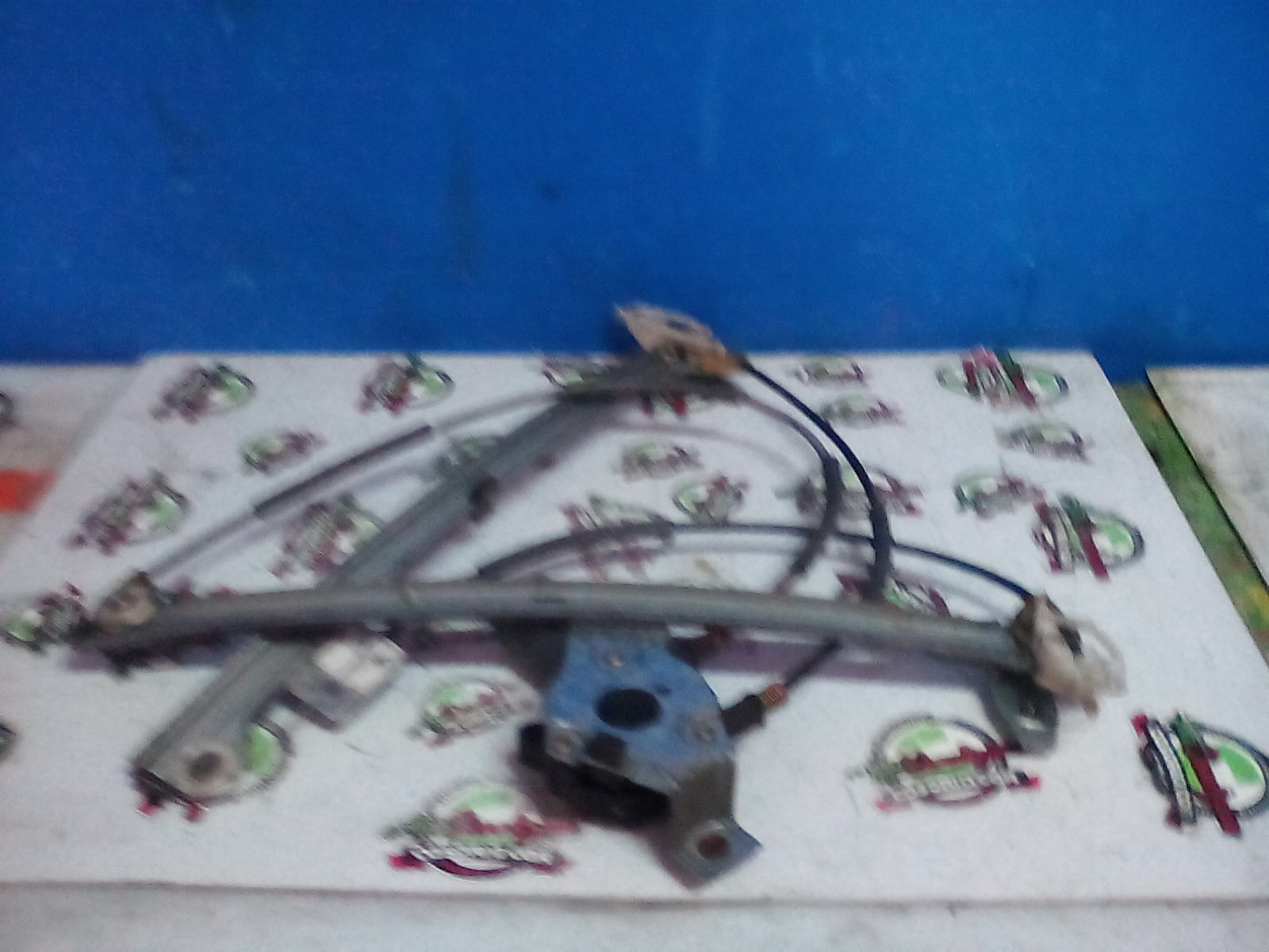 Alzacristallo Porta Ant. Destro Usato