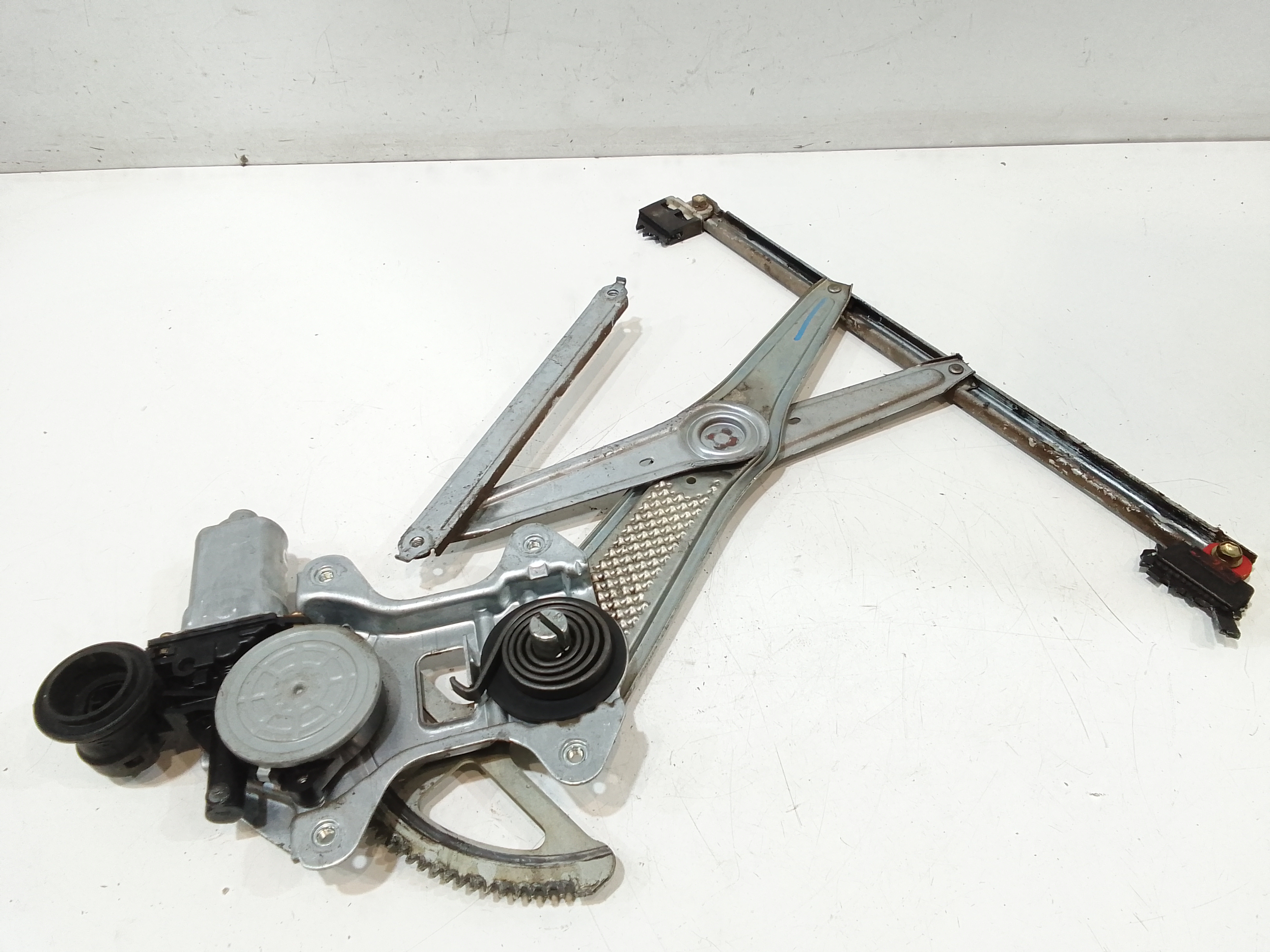 Alzacristallo Porta Ant. Destro 6981052040 Usato