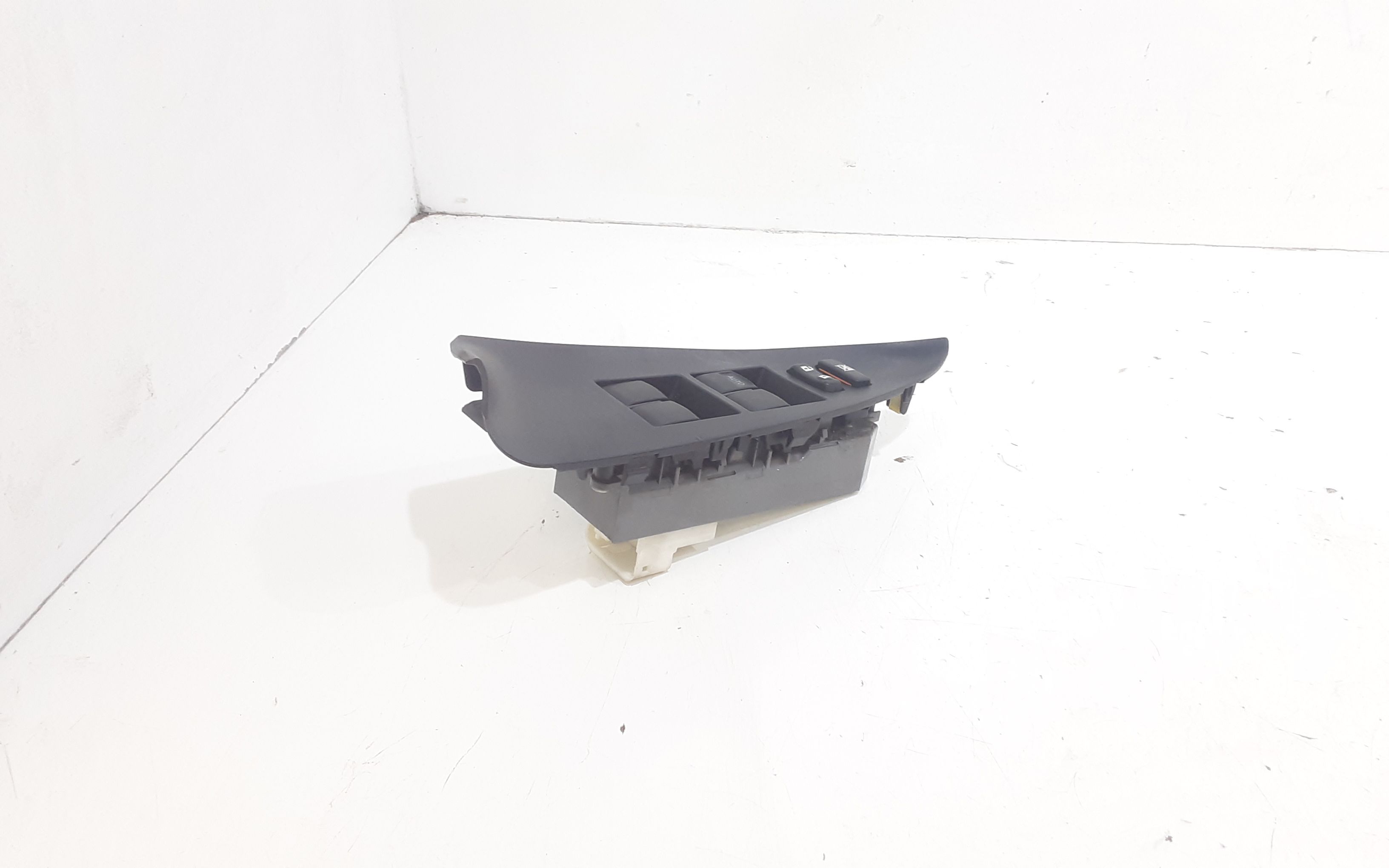 Interruttore Alzacristalli Porta Ant. Sinistro Usato