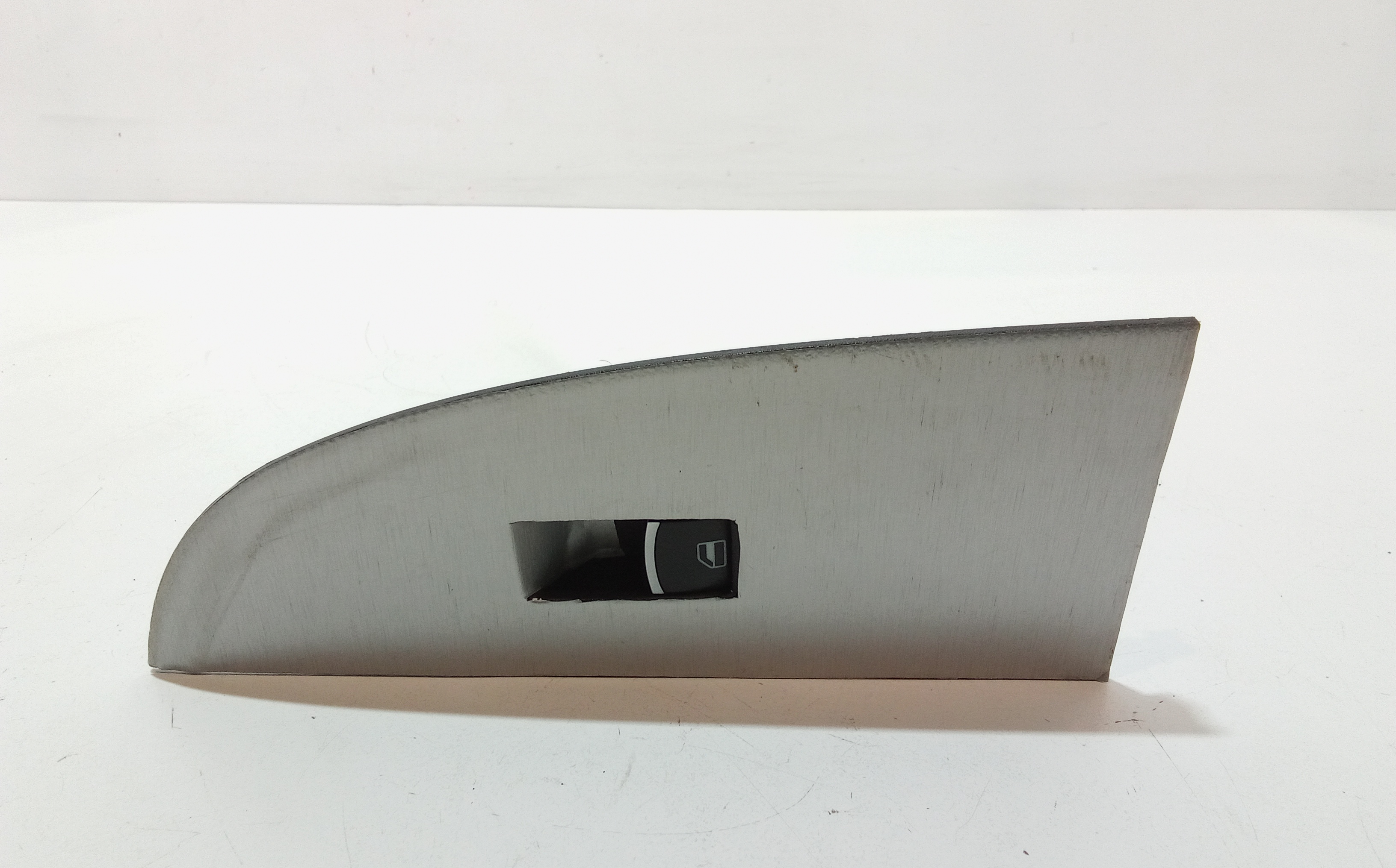 Interruttore Alzacristalli Porta Ant. Destro Usato