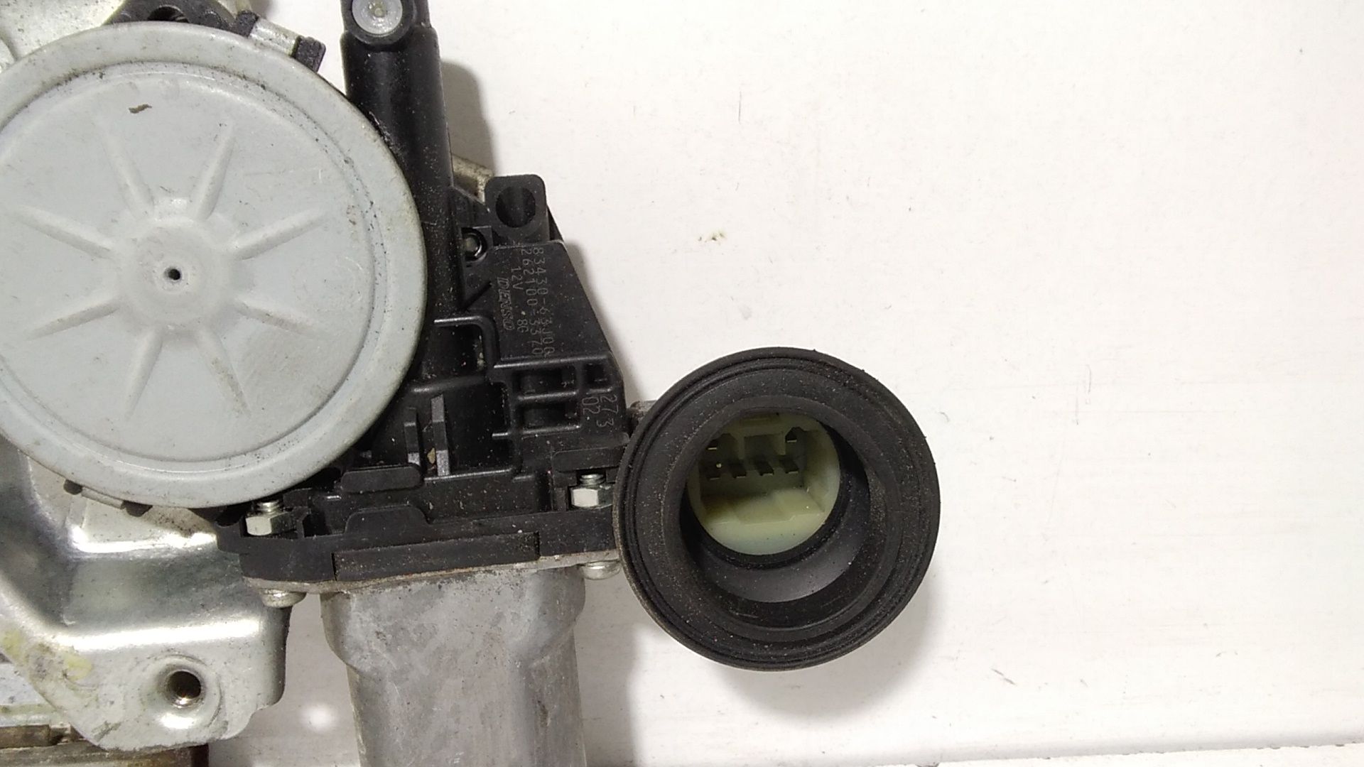 Alzacristallo Porta Ant. Destro 8341062J00000 Usato