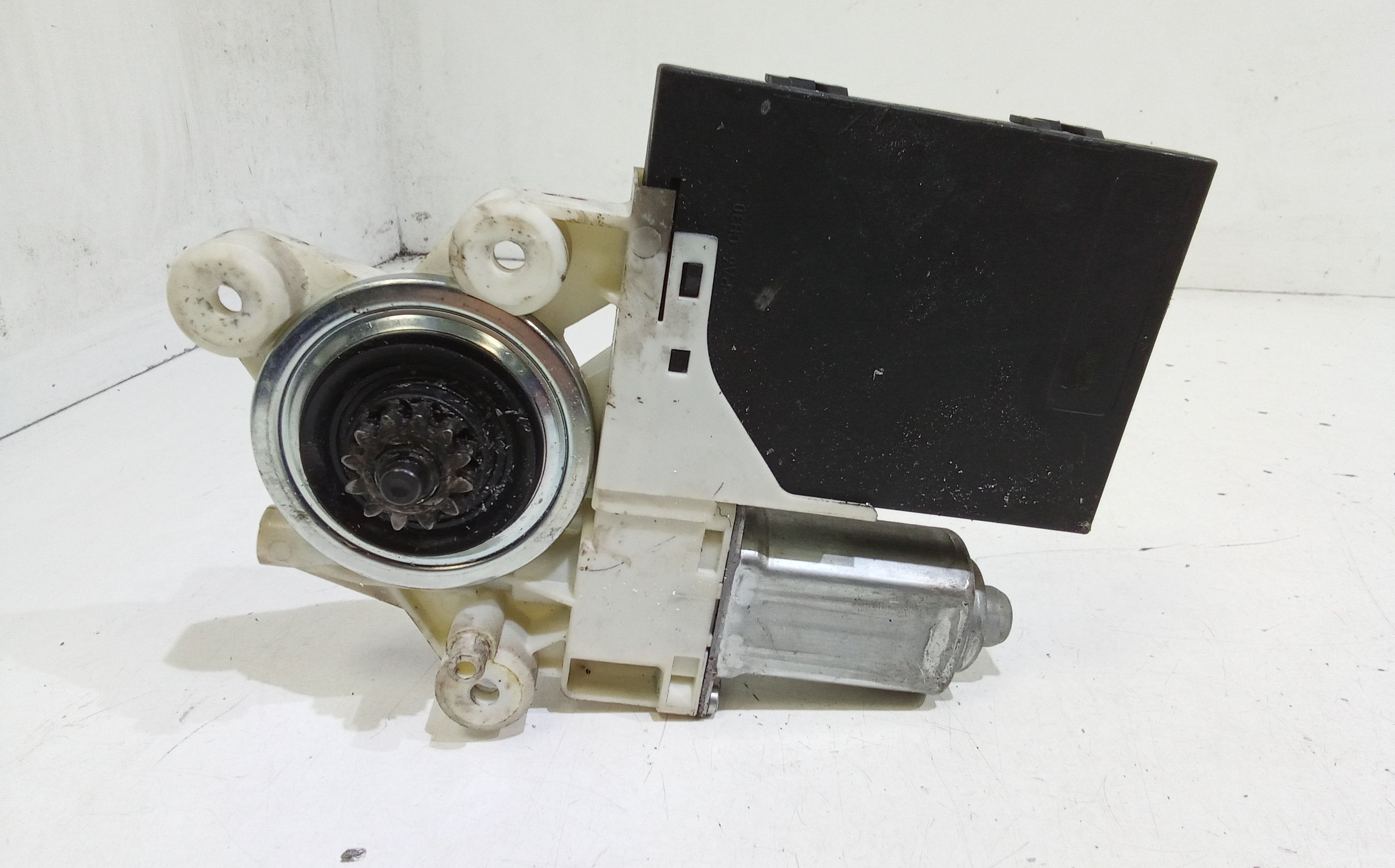 Motorino Alzacristallo Porta Ant. Destro 1430361 Usato