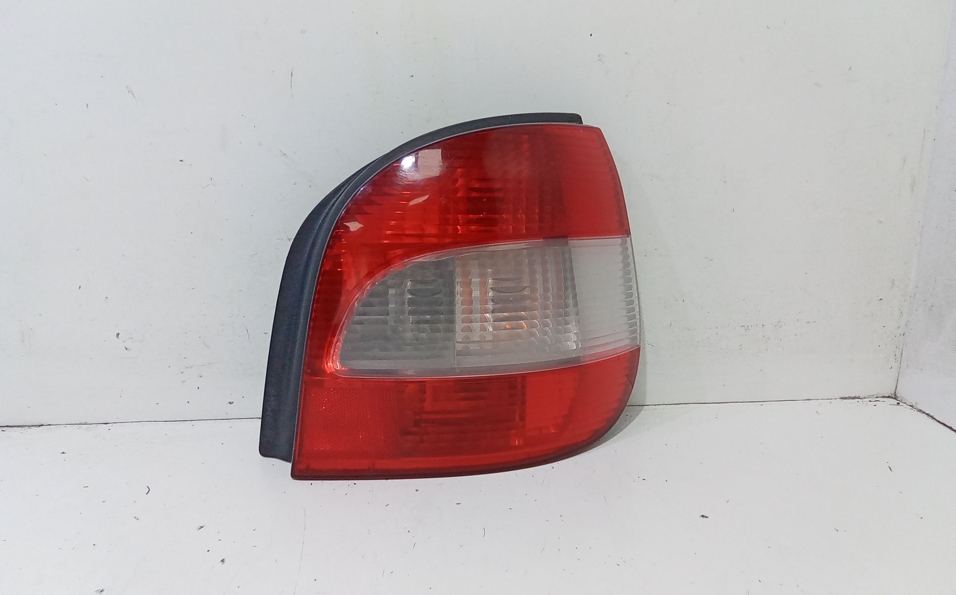 Fanale Post. Destro 7700428055 Usato