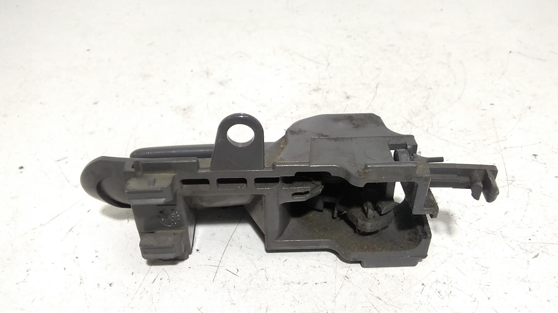 Maniglia Int. Apertura Porta Ant. Sinistro 692060D060B2 Usato