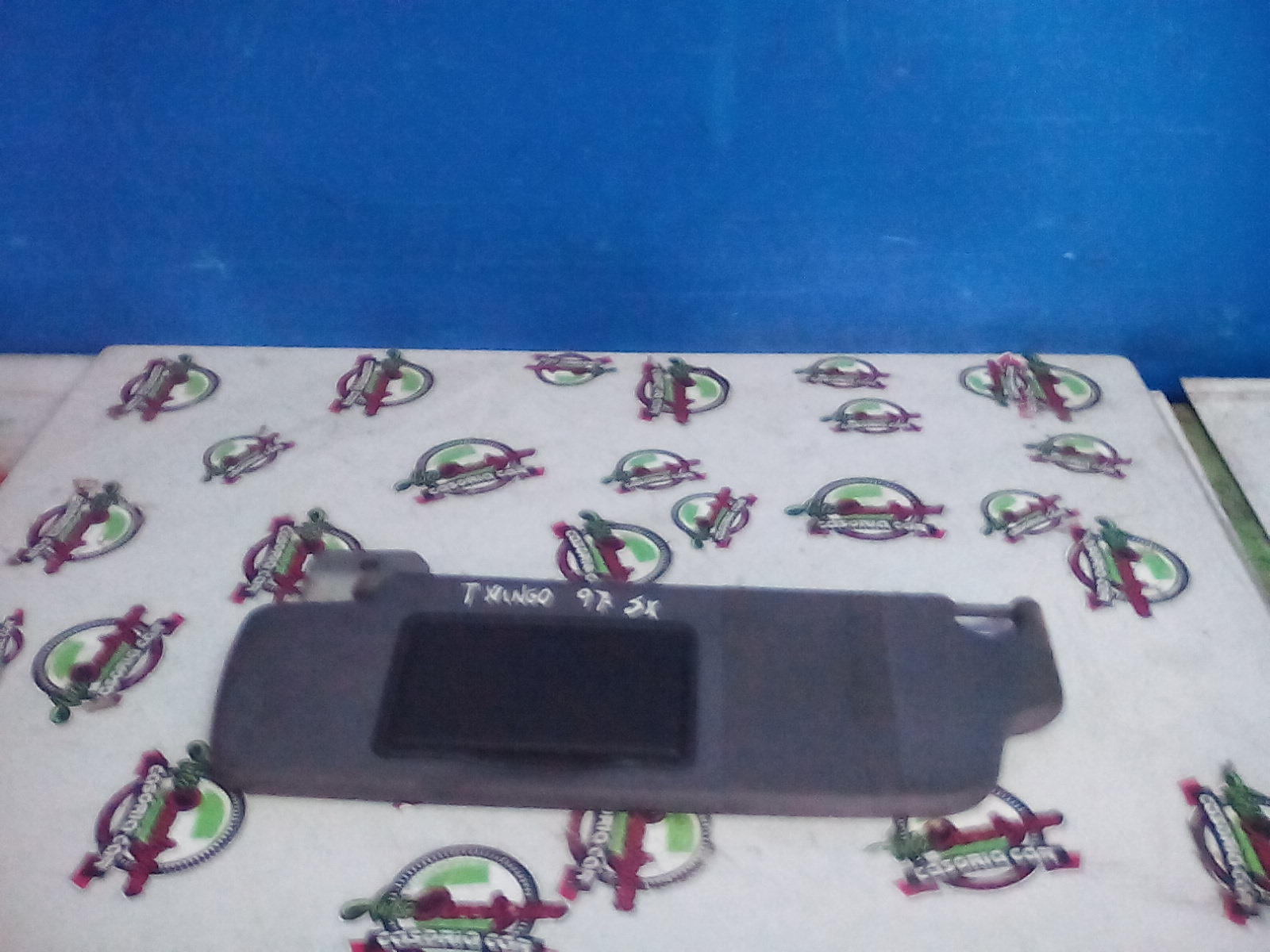 Aletta Parasole Parabrezza Sinistro Usato