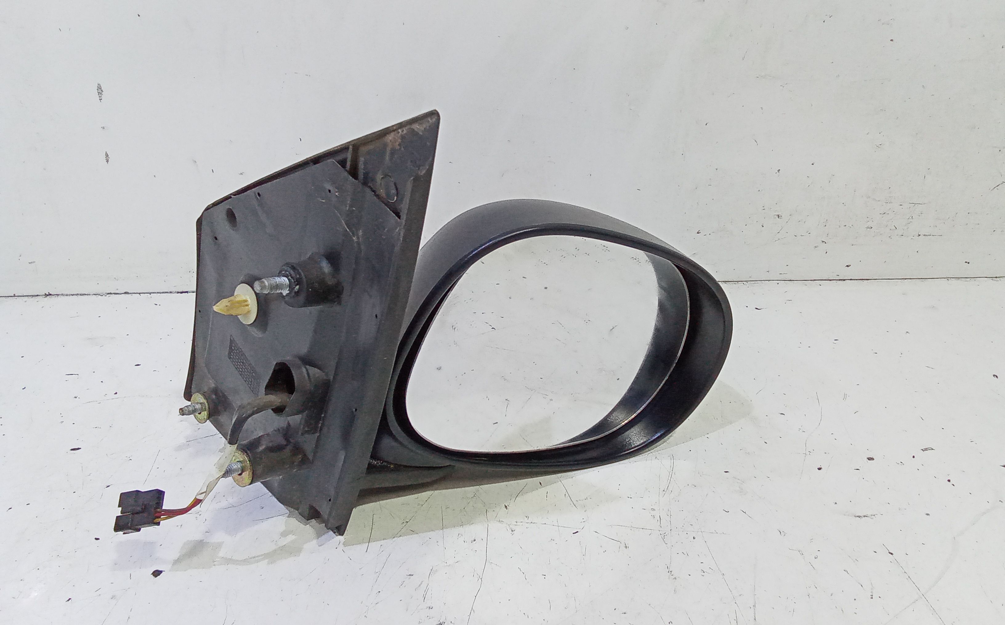 Retrovisore Est. Destro Usato