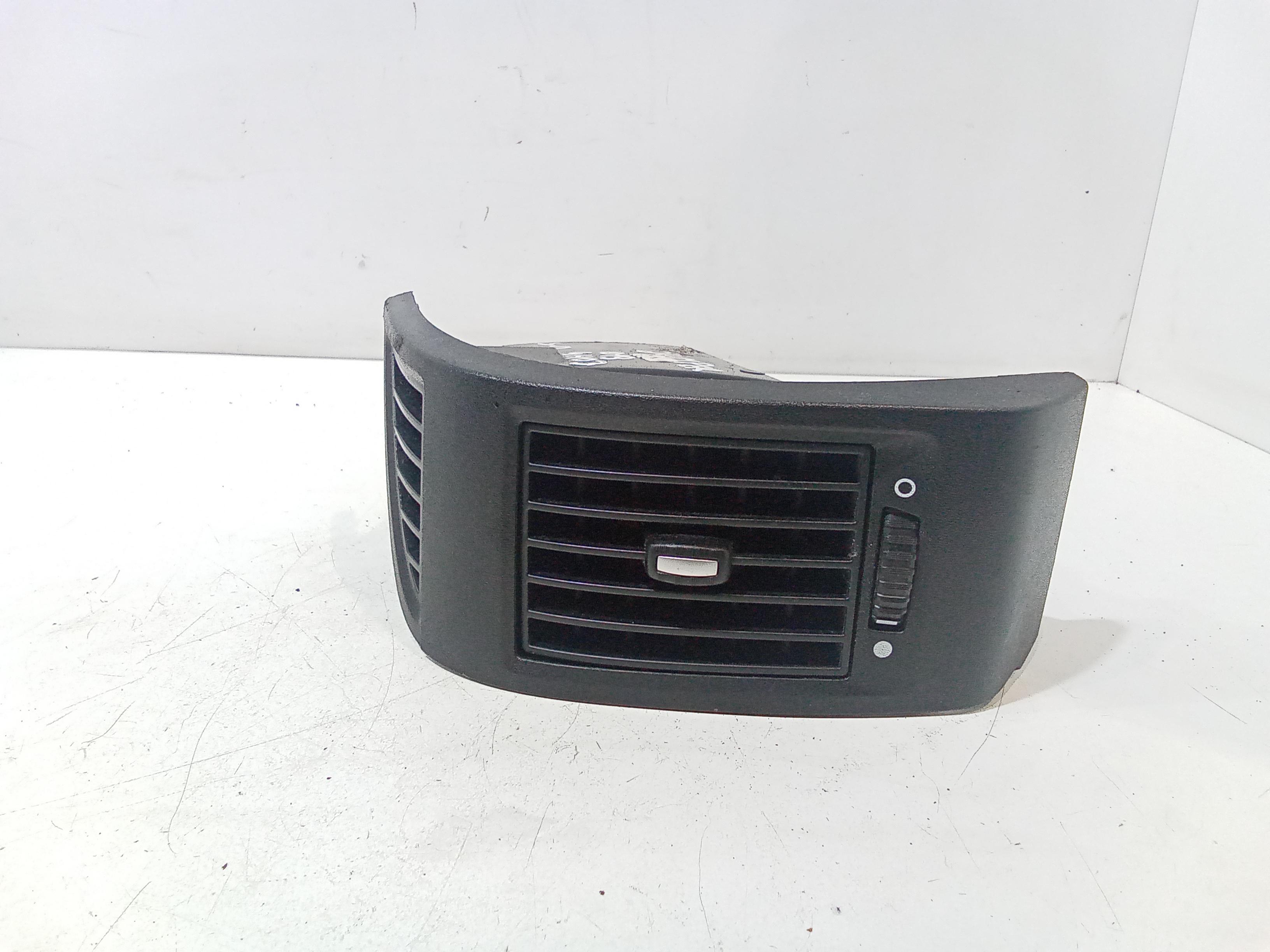 Condotto Aria Bocchette Lat. Cruscotto Sinistro Usato