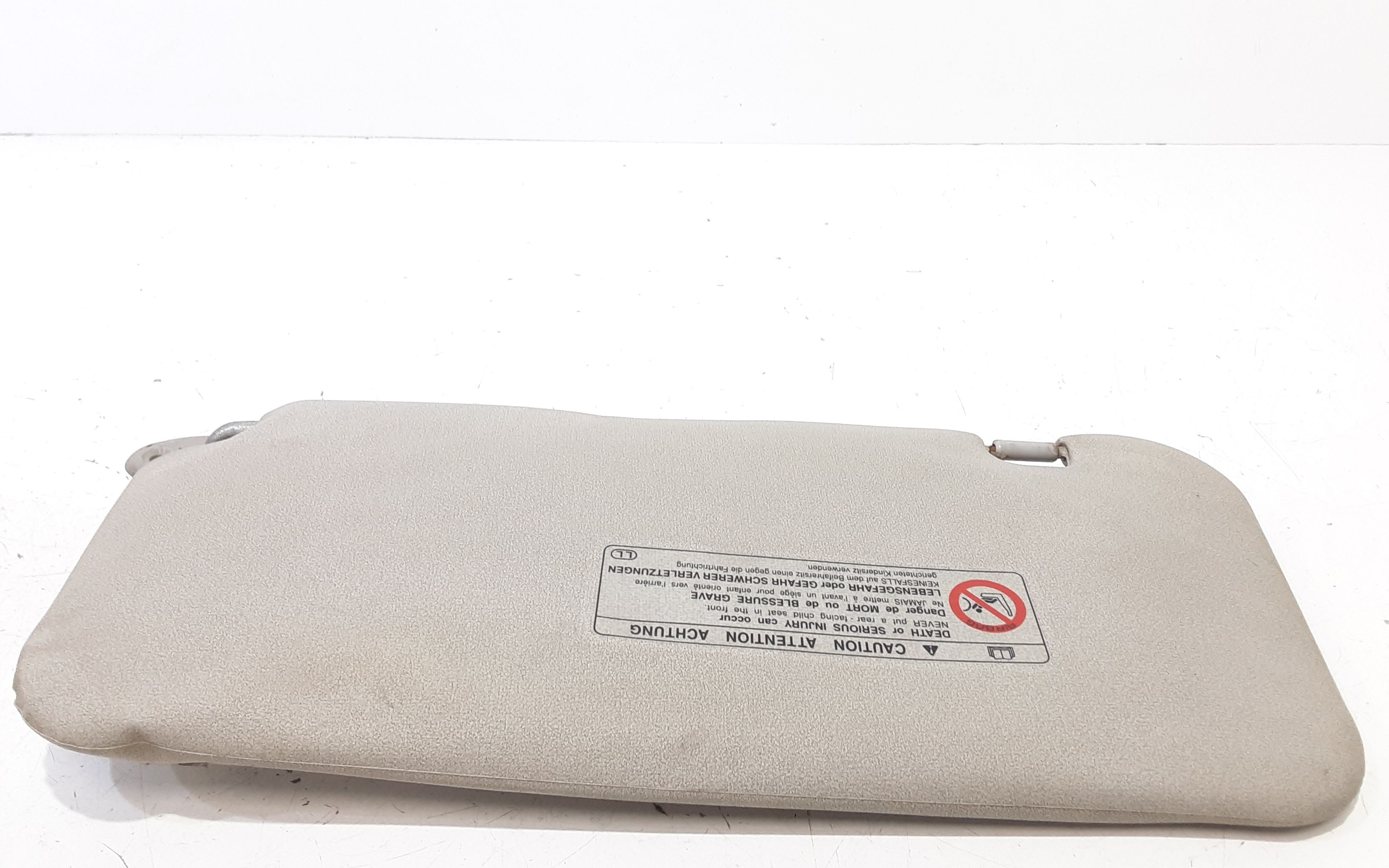 Aletta Parasole Parabrezza Destro 7431052041B0 Usato