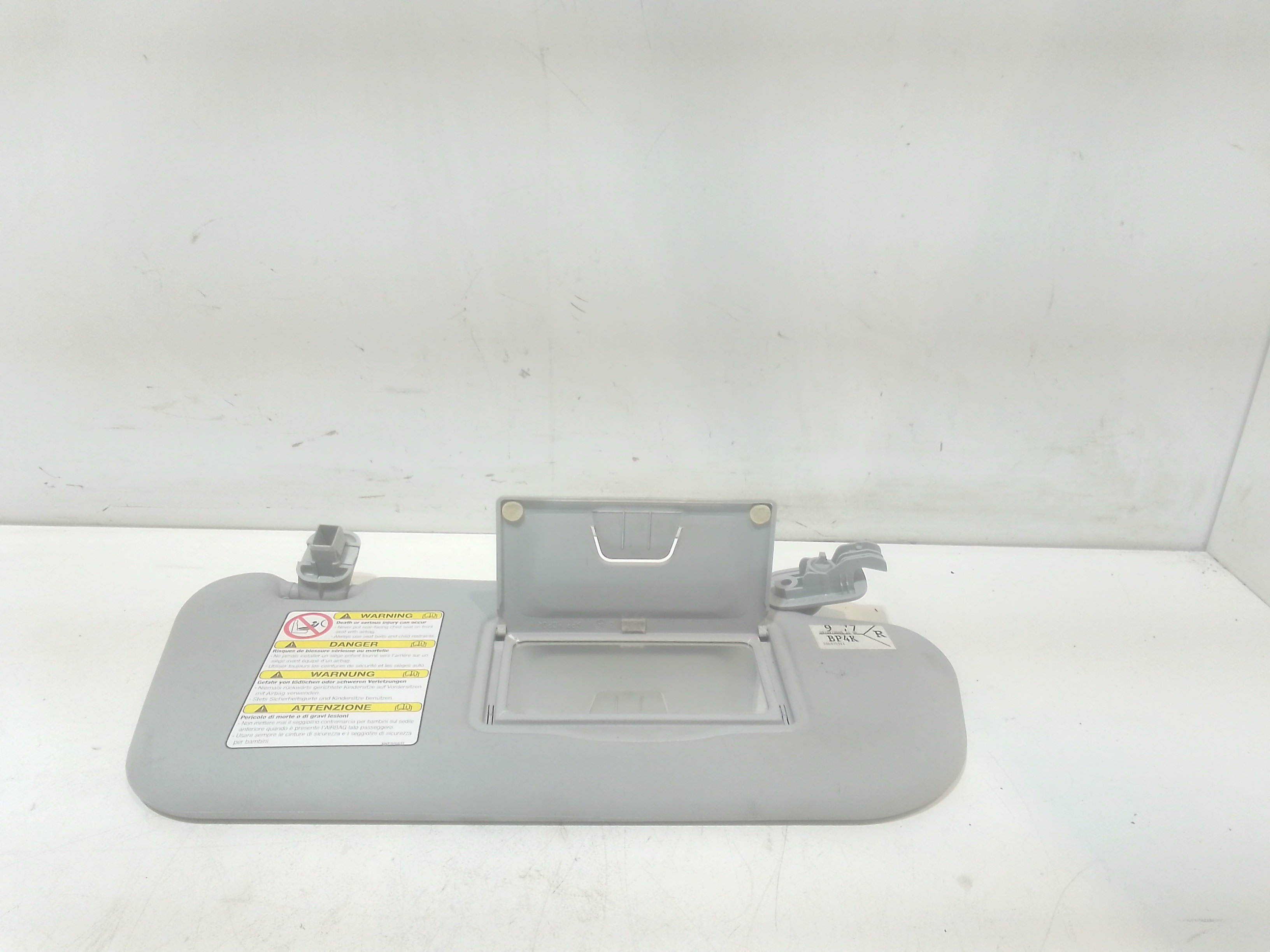 Aletta Parasole Parabrezza Destro BR5S6927030 Usato