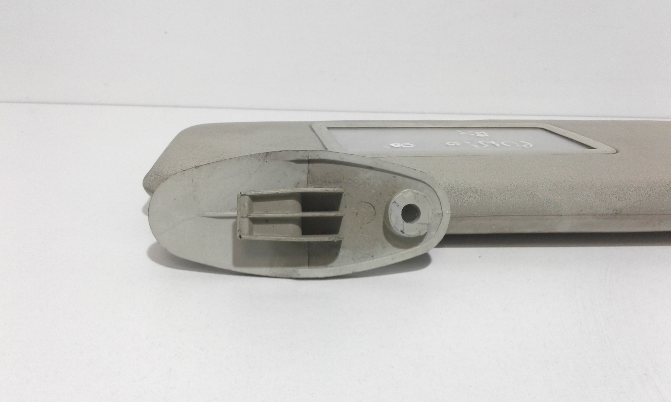 Aletta Parasole Parabrezza Destro 735338206 Usato