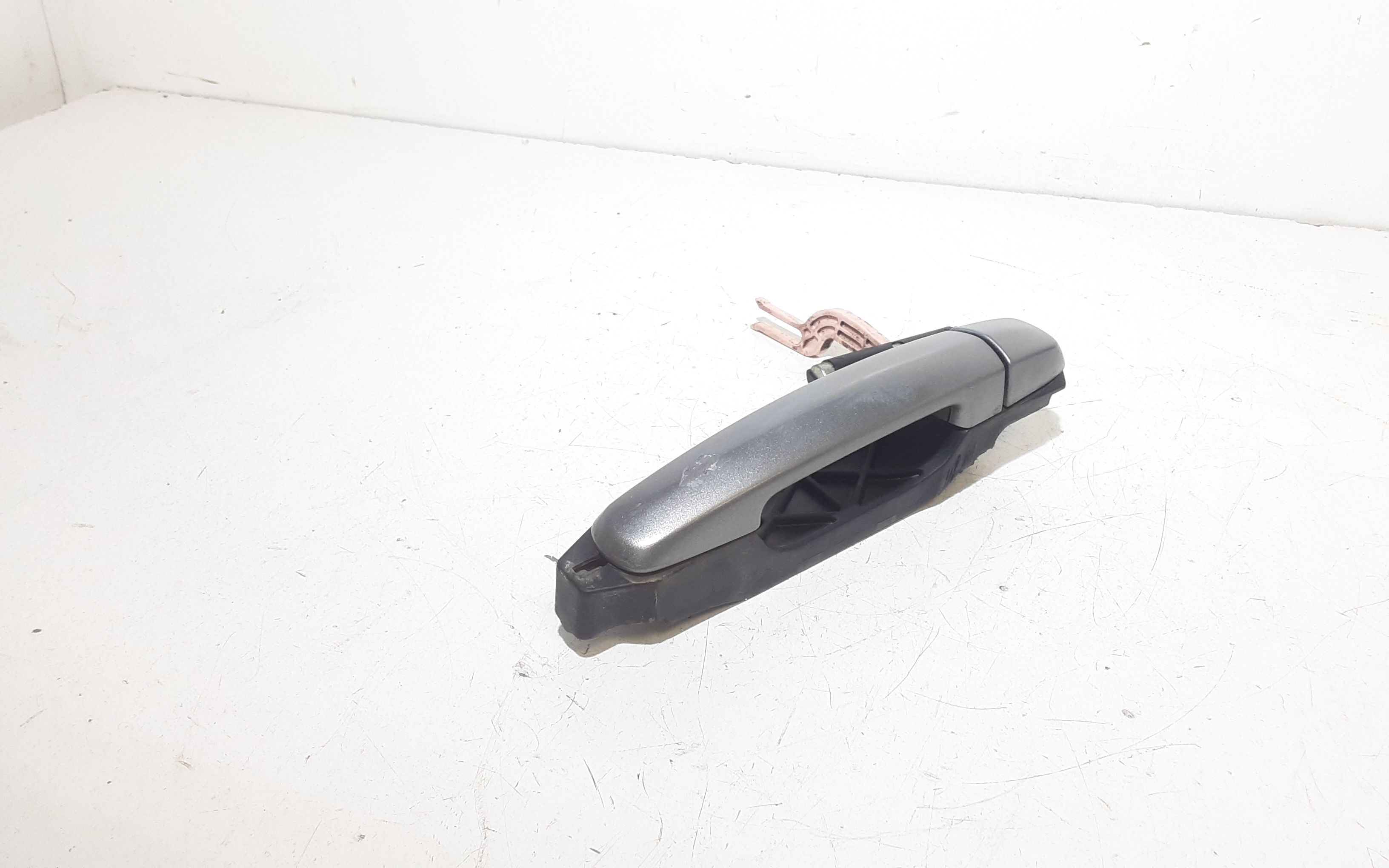 Maniglia Int. Apertura Porta Post. Sinistro 8313062J00S1S Usato