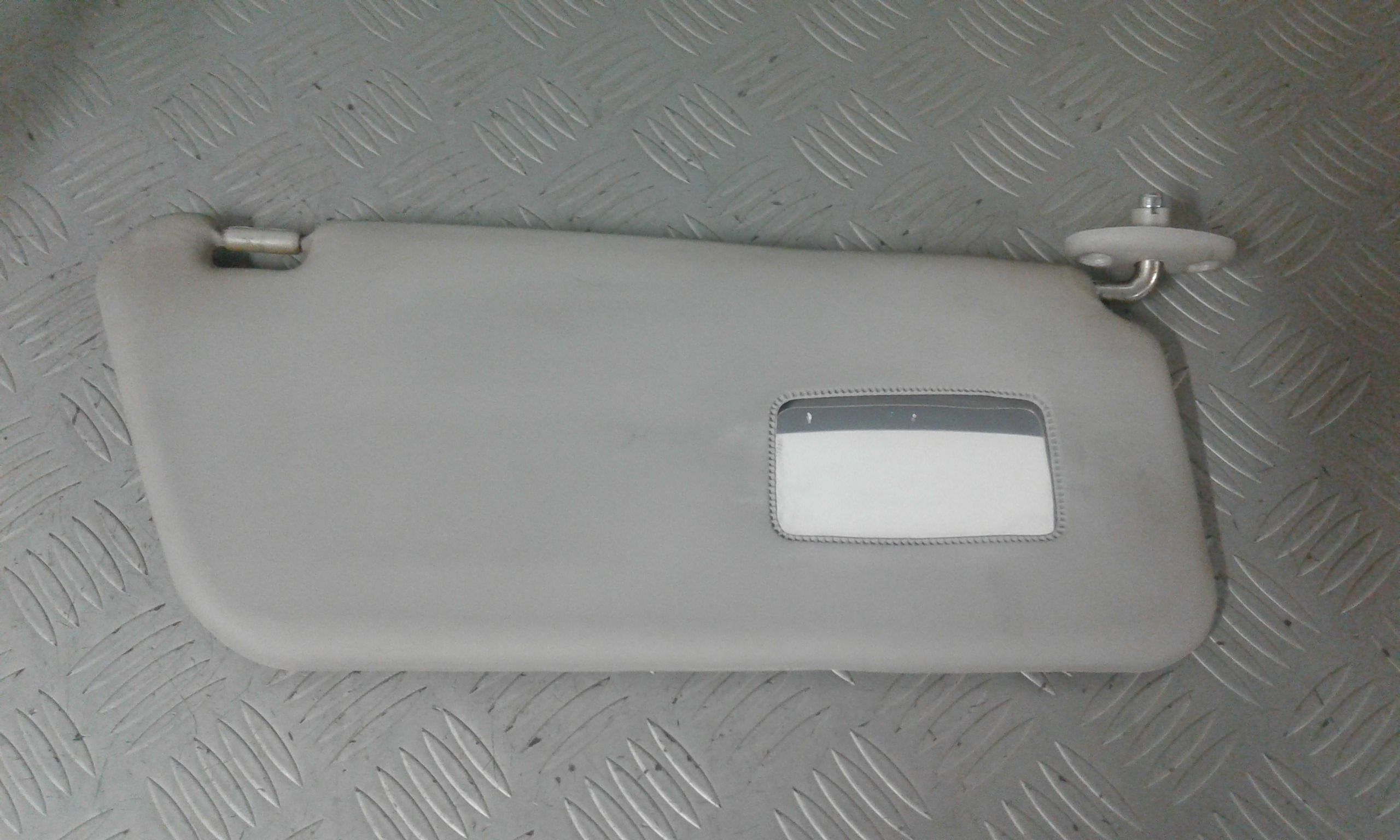 Aletta Parasole Parabrezza Destro 96279929 Usato