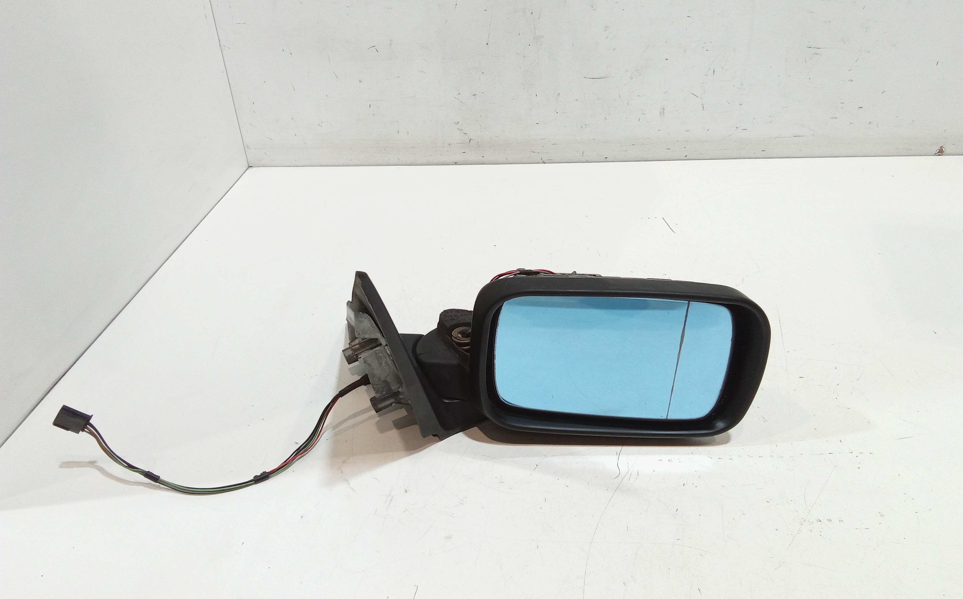 Retrovisore Est. Destro Usato