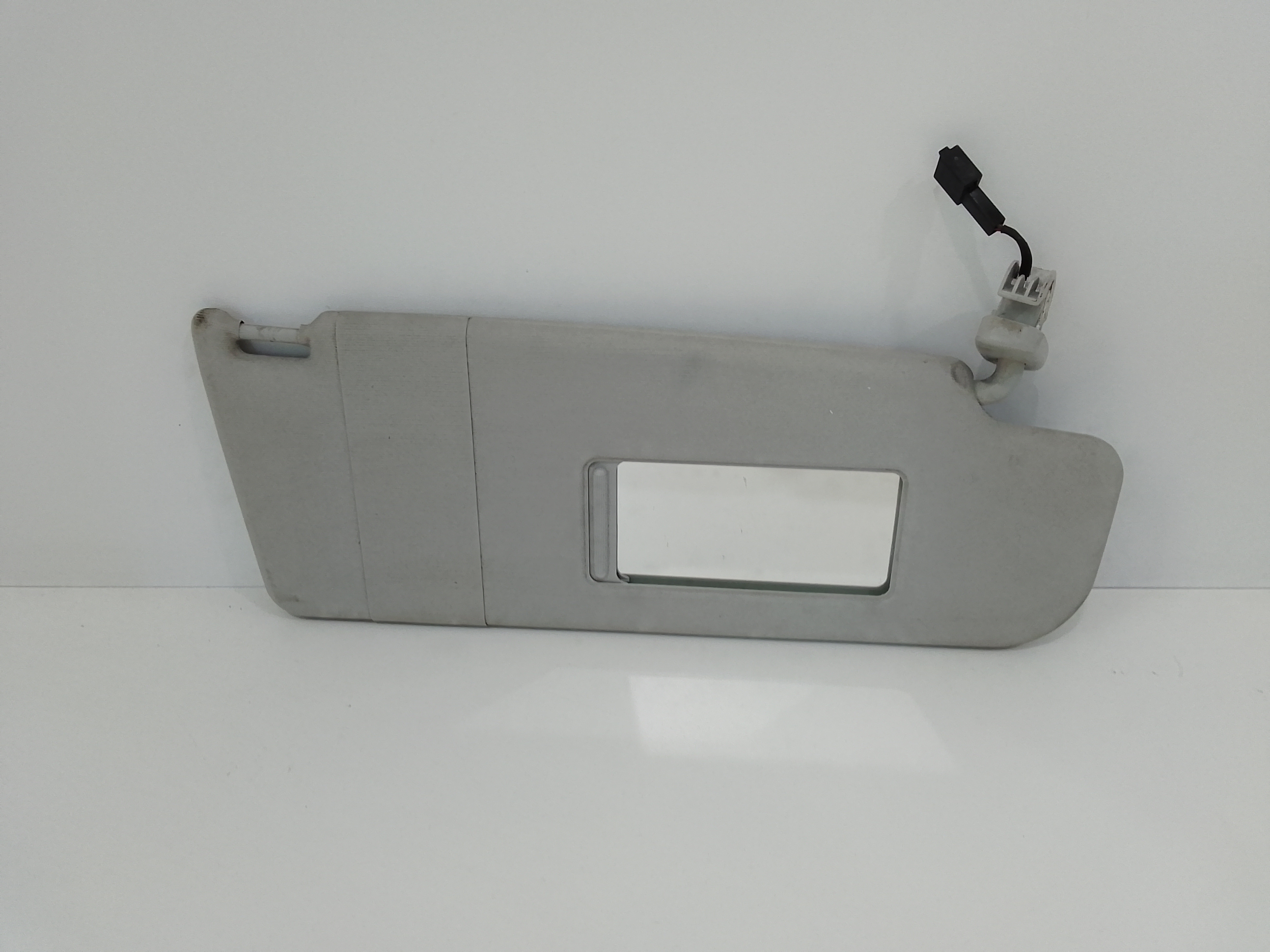 Aletta Parasole Parabrezza Destro 6Q0857552F2F4 Usato