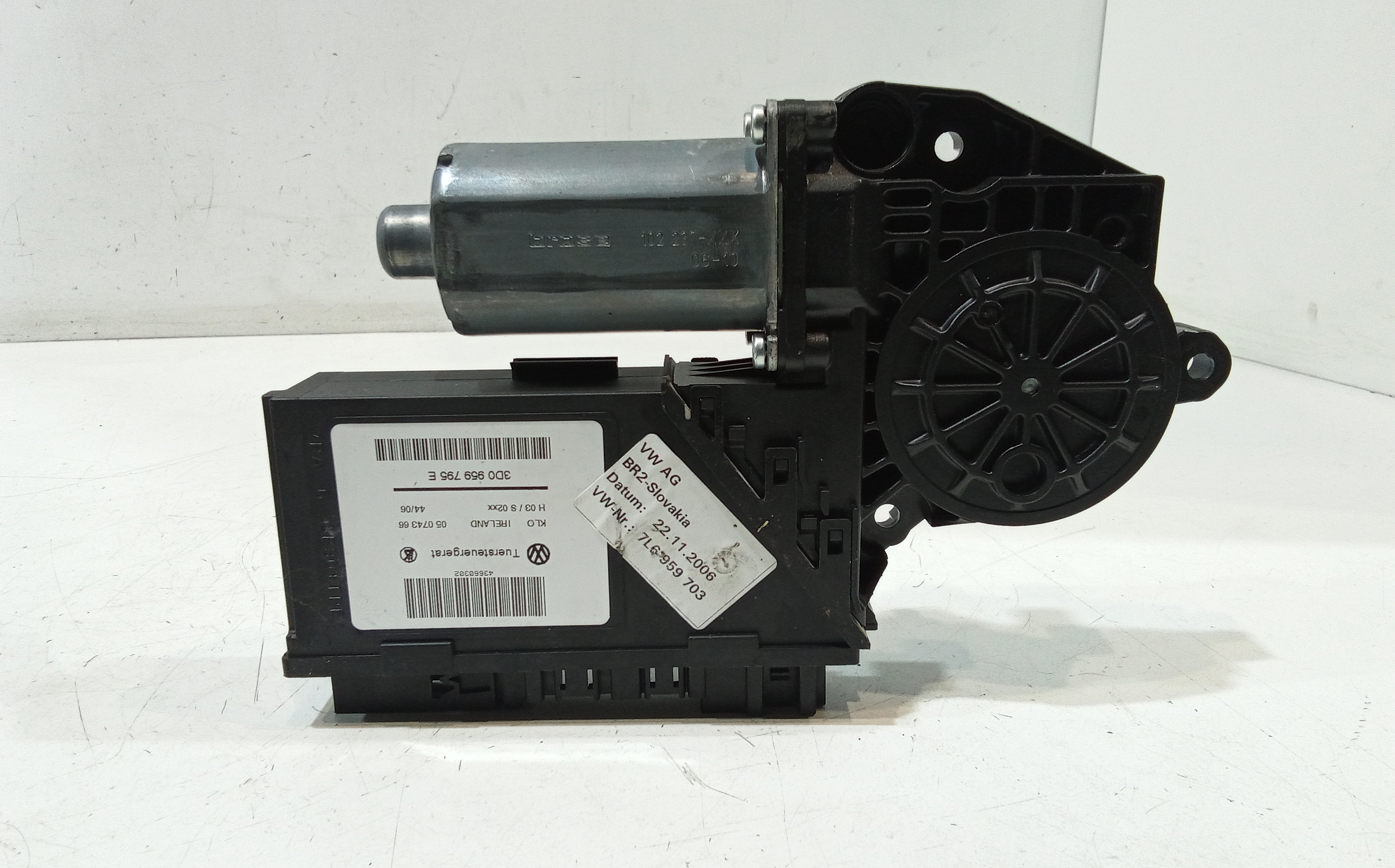 Motorino Alzacristallo Porta Post. Destro 7L0959704CVIN Usato