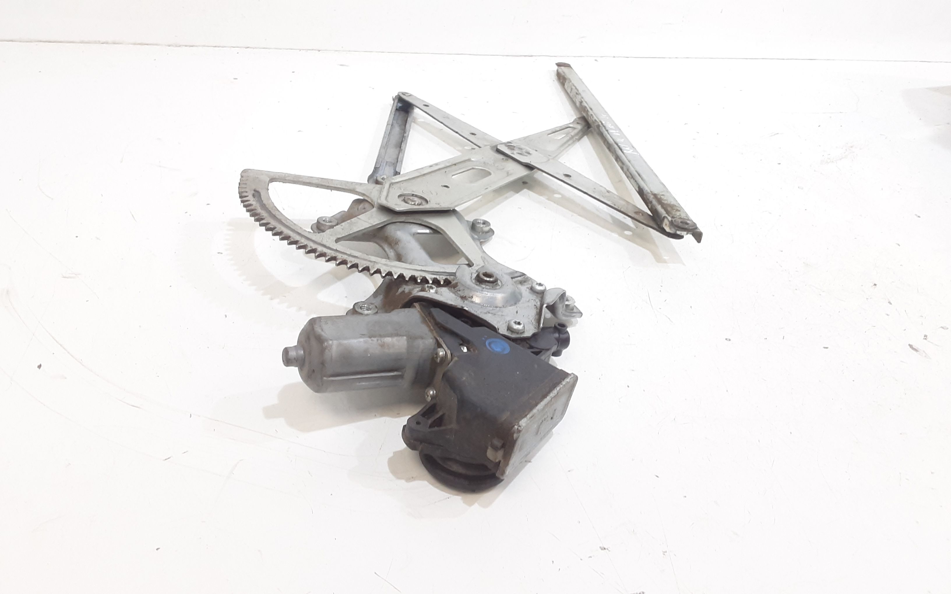 Alzacristallo Porta Ant. Sinistro Usato