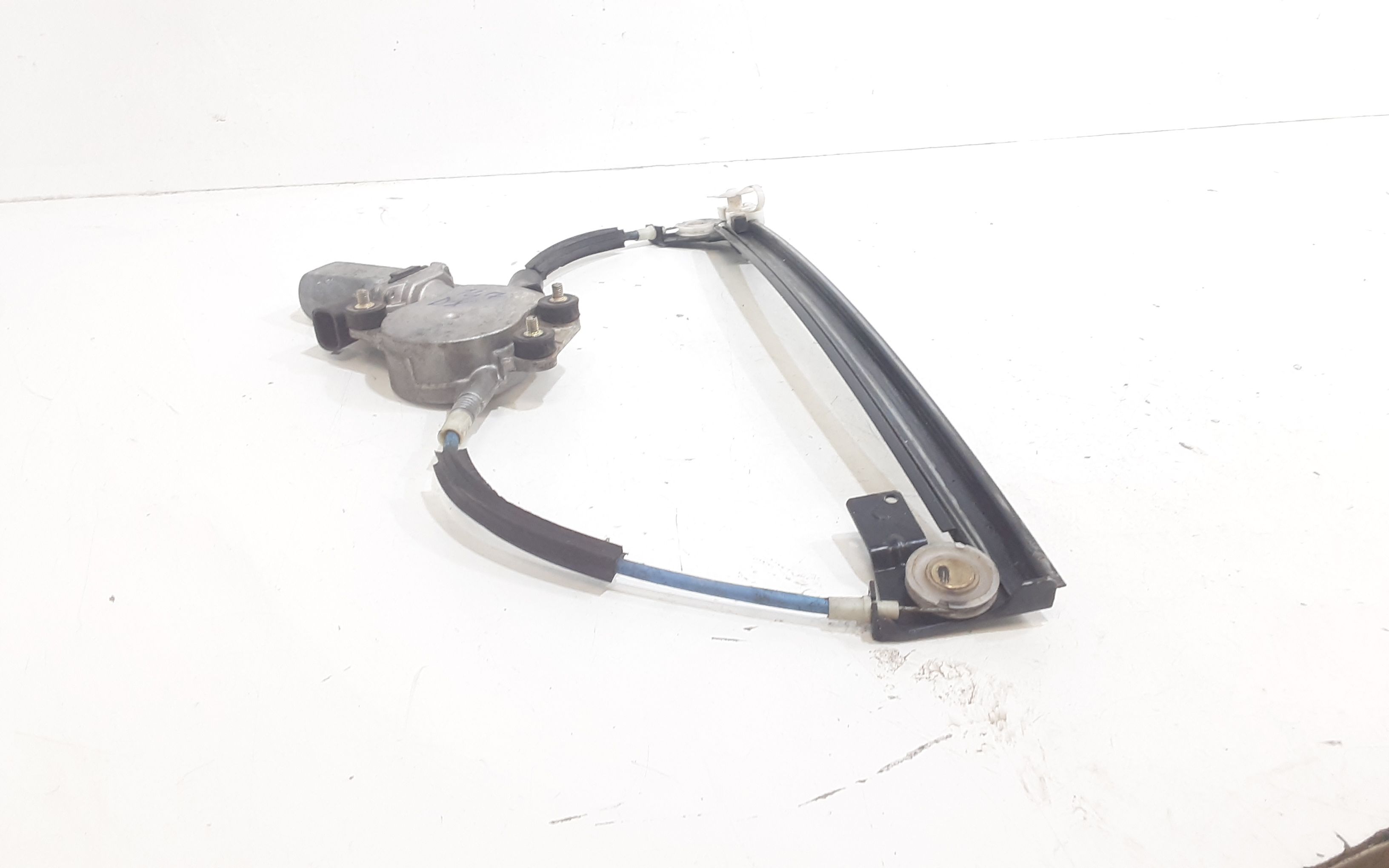 Alzacristallo Porta Ant. Destro Usato