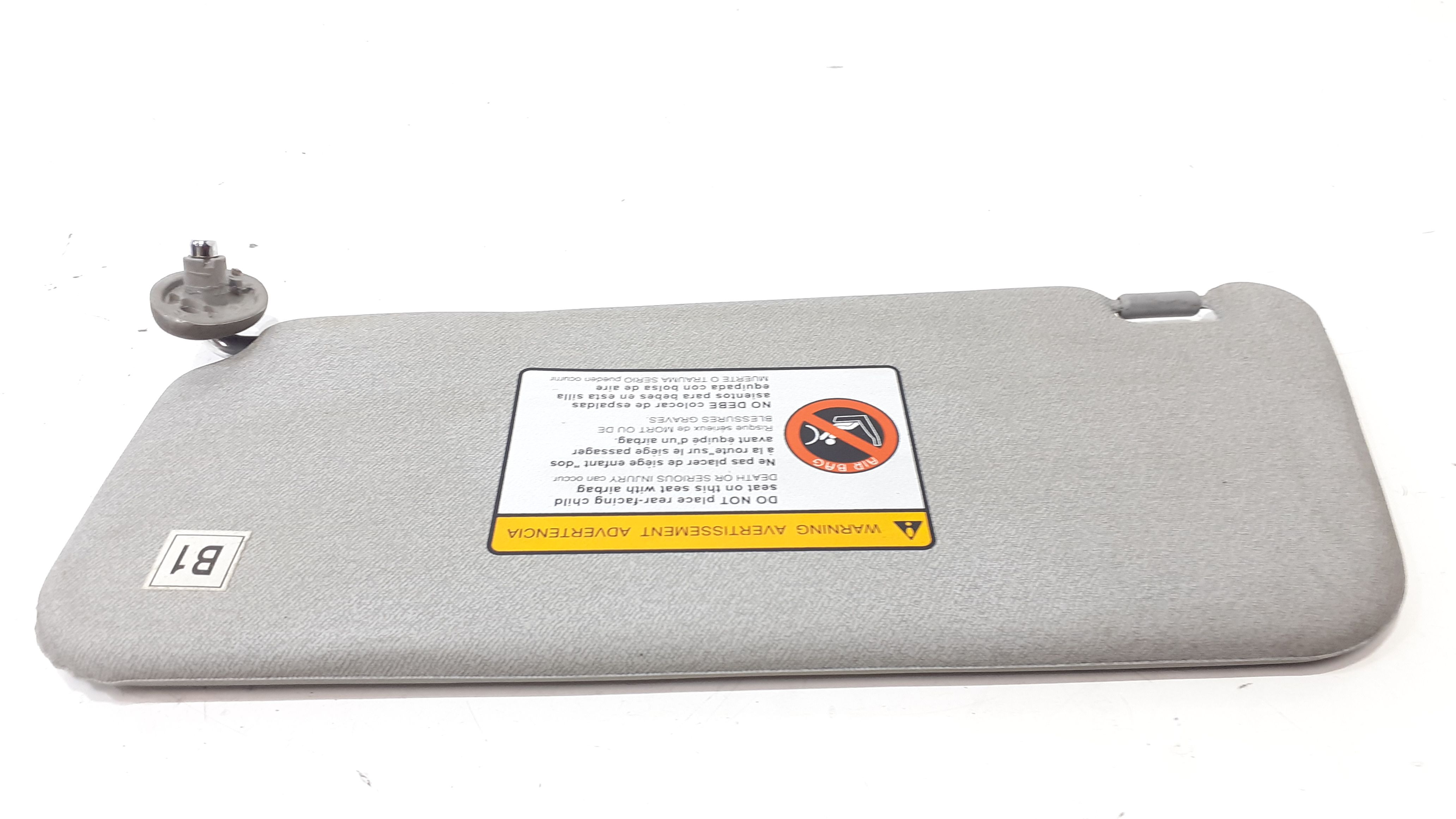 Aletta Parasole Parabrezza Destro 96658514 Usato