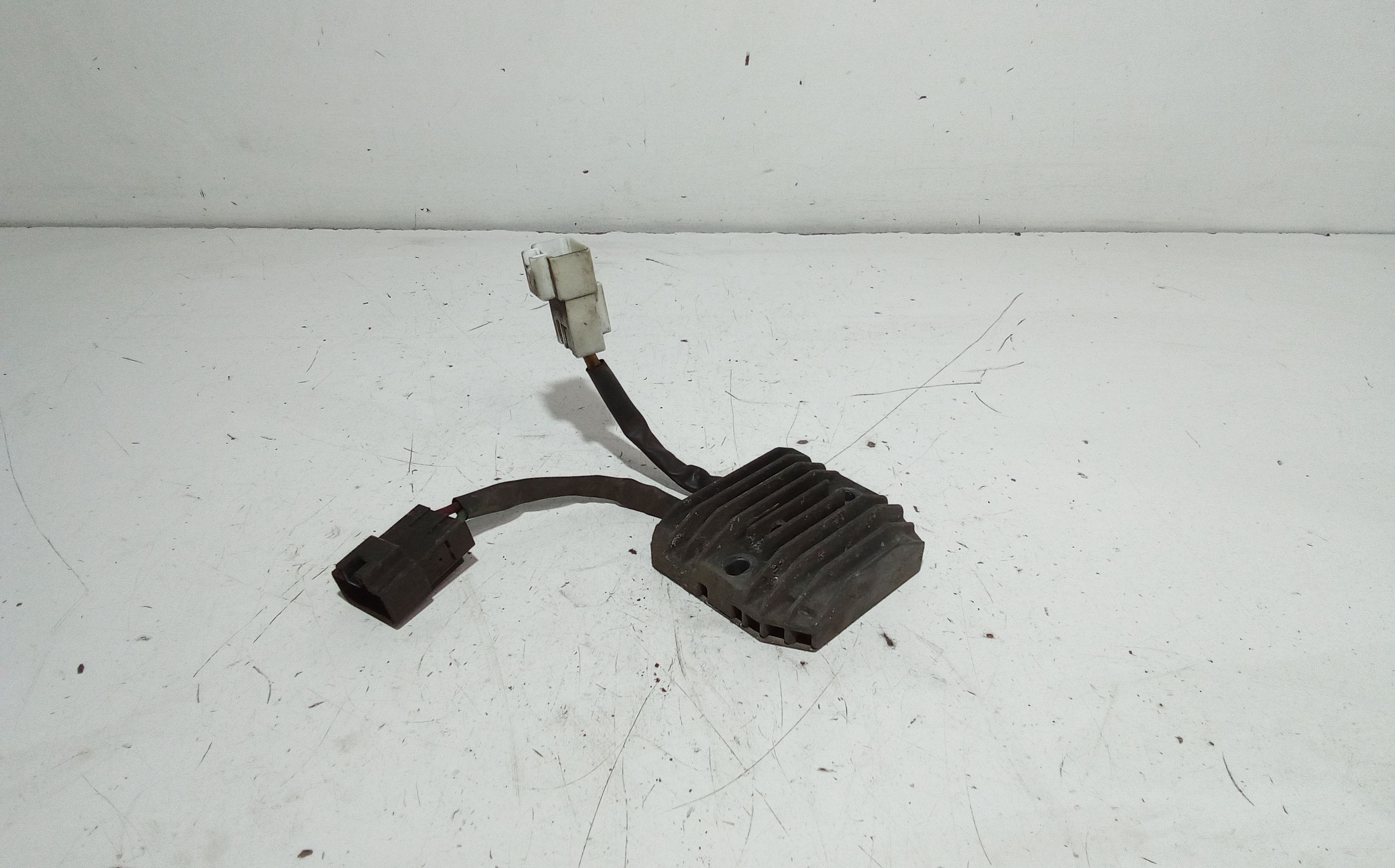 Regolatore Tensione Usato