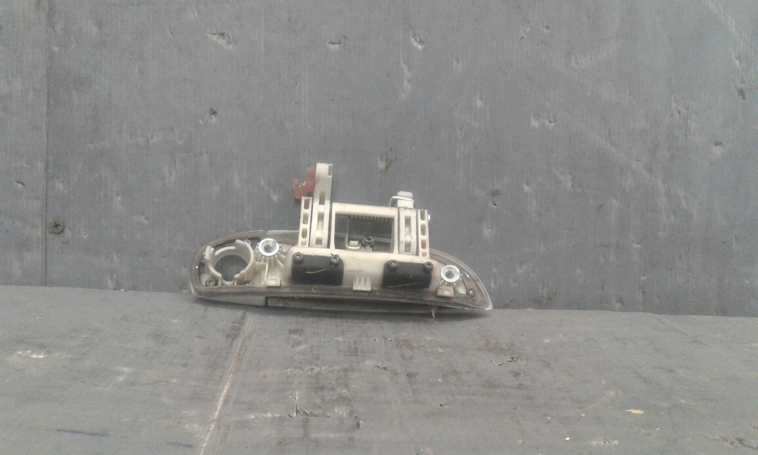 Maniglia Porta Ant. Sinistro 826500X000CA Usato