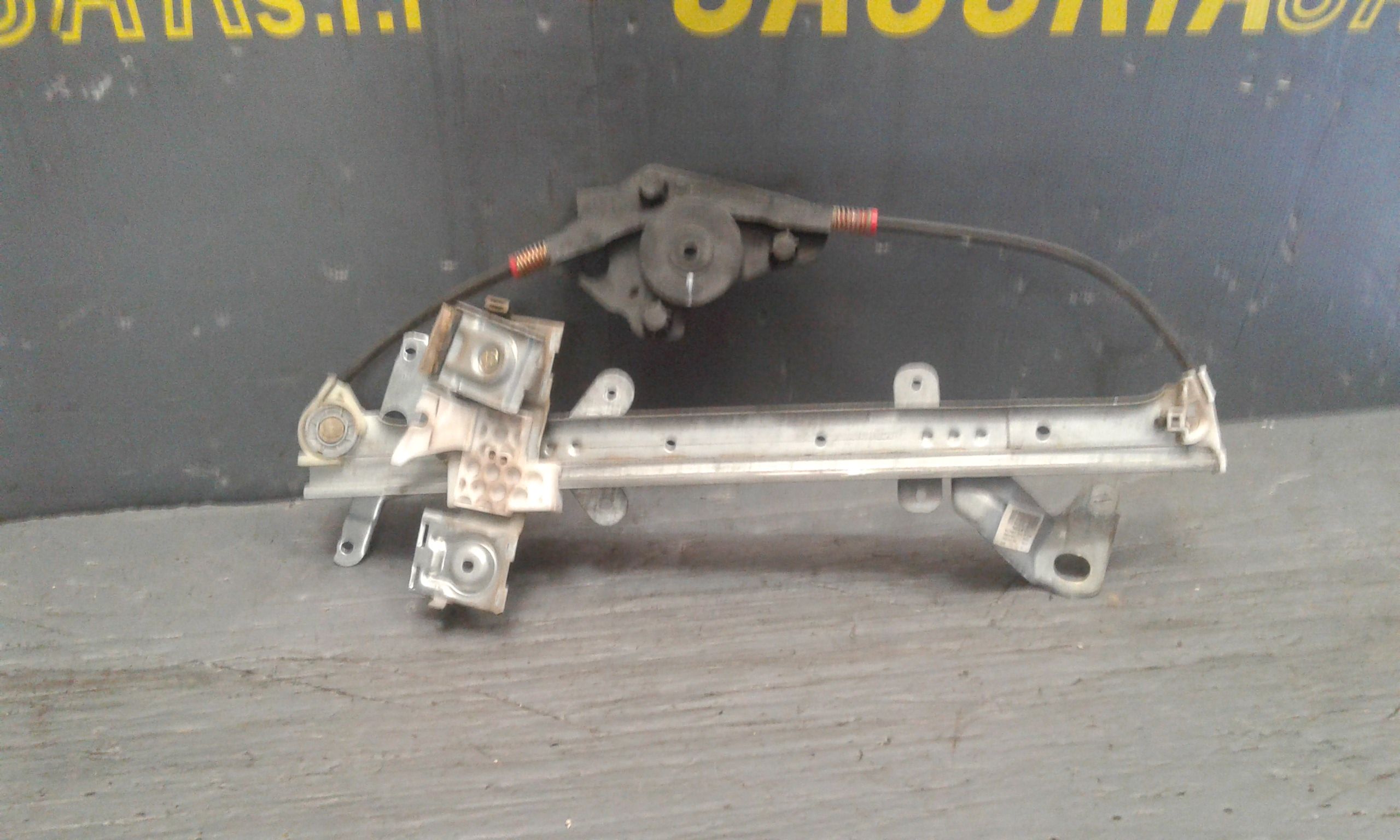 Alzacristallo Porta Ant. Destro 1528040 Usato