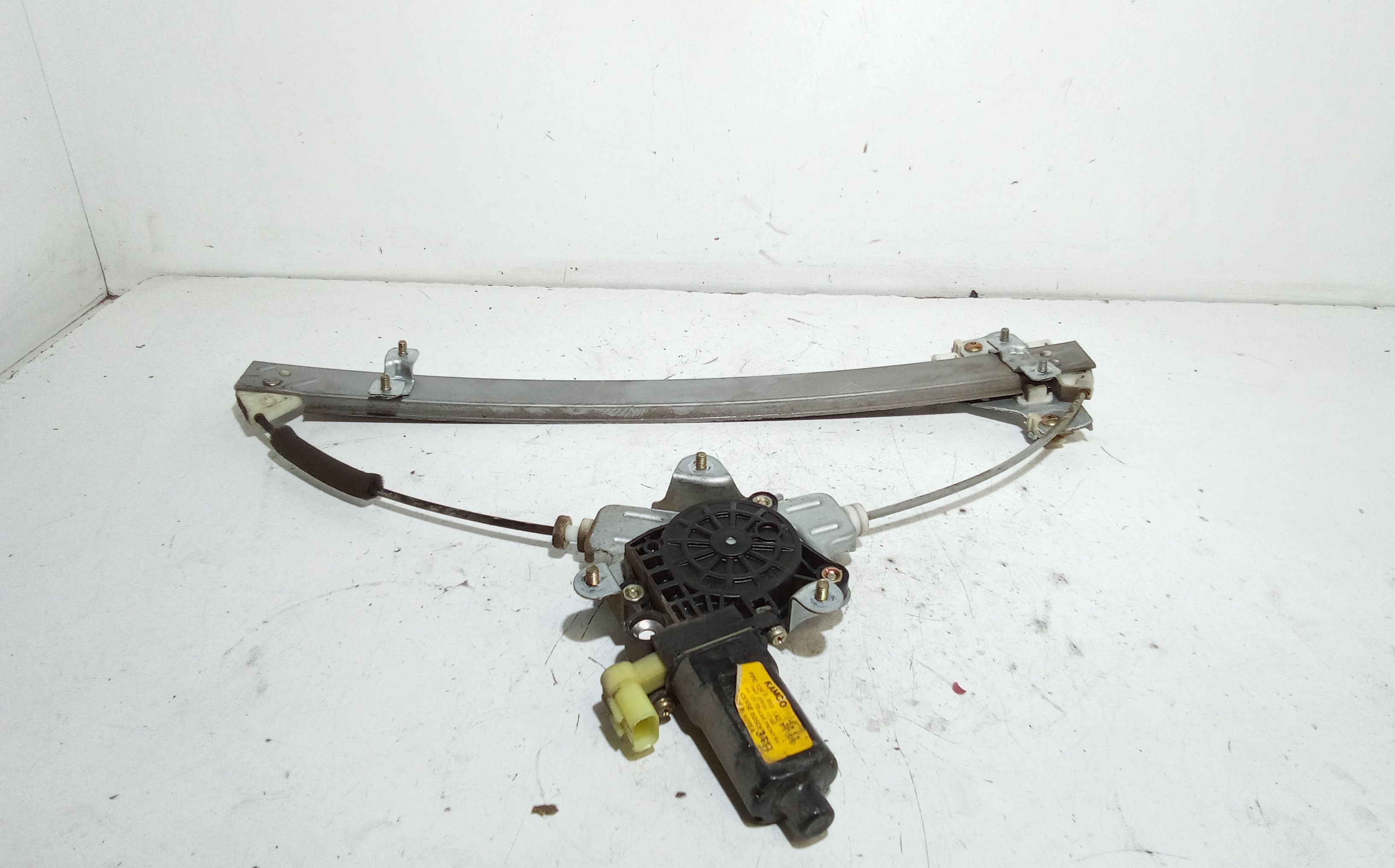 Alzacristallo Porta Ant. Destro 824021C000 Usato