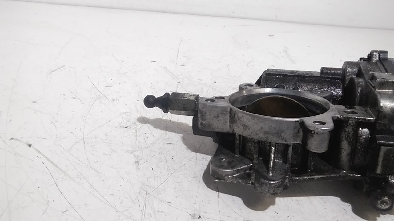 Corpo Farfallato 77363462 Usato