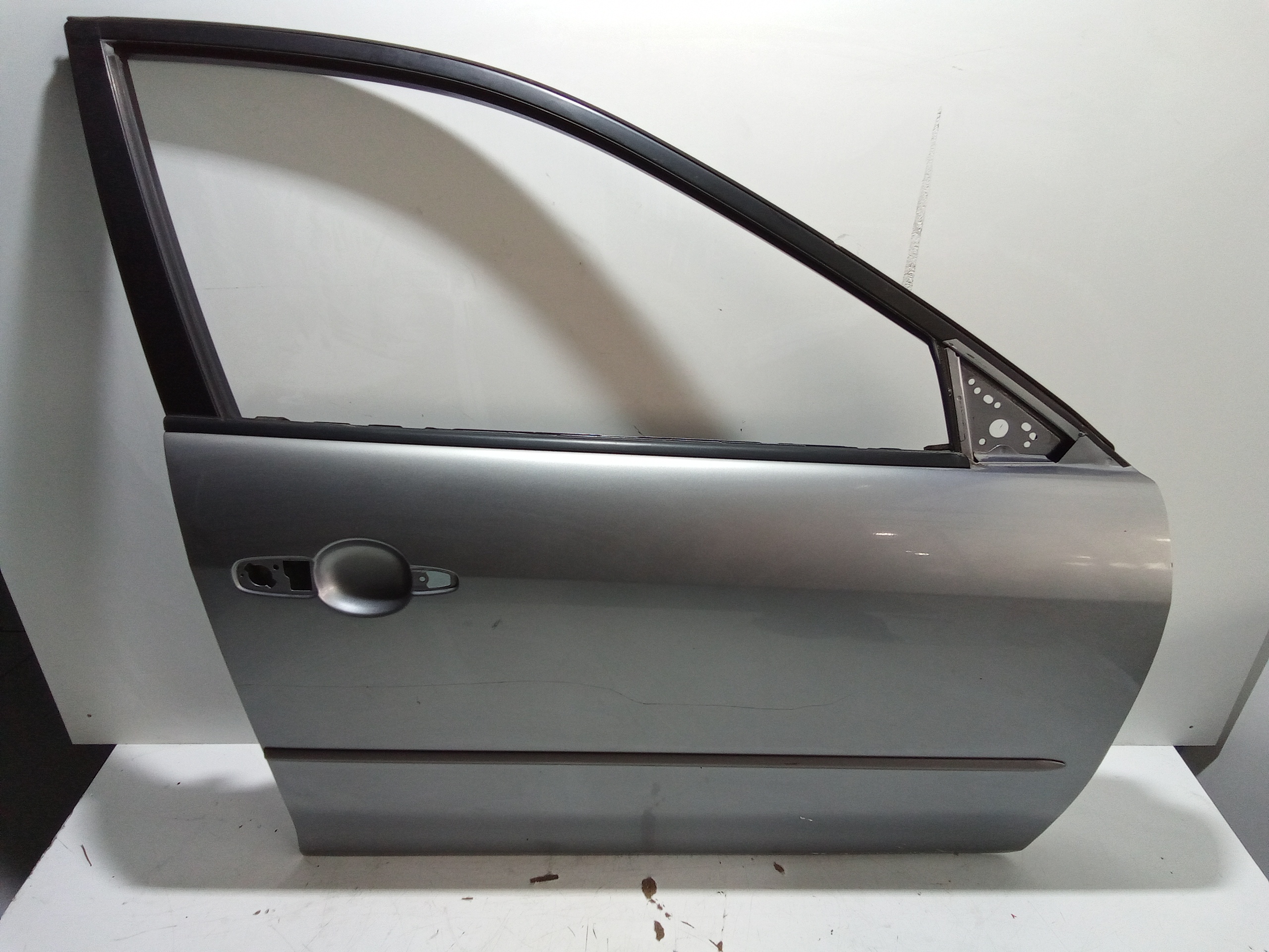 Porta Ant. Destro GJYE5802XJ Usato