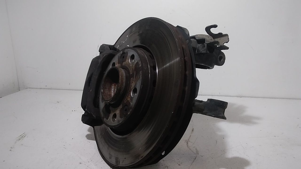 Fusello Montante Mozzo Anteriore Sinistro Usato