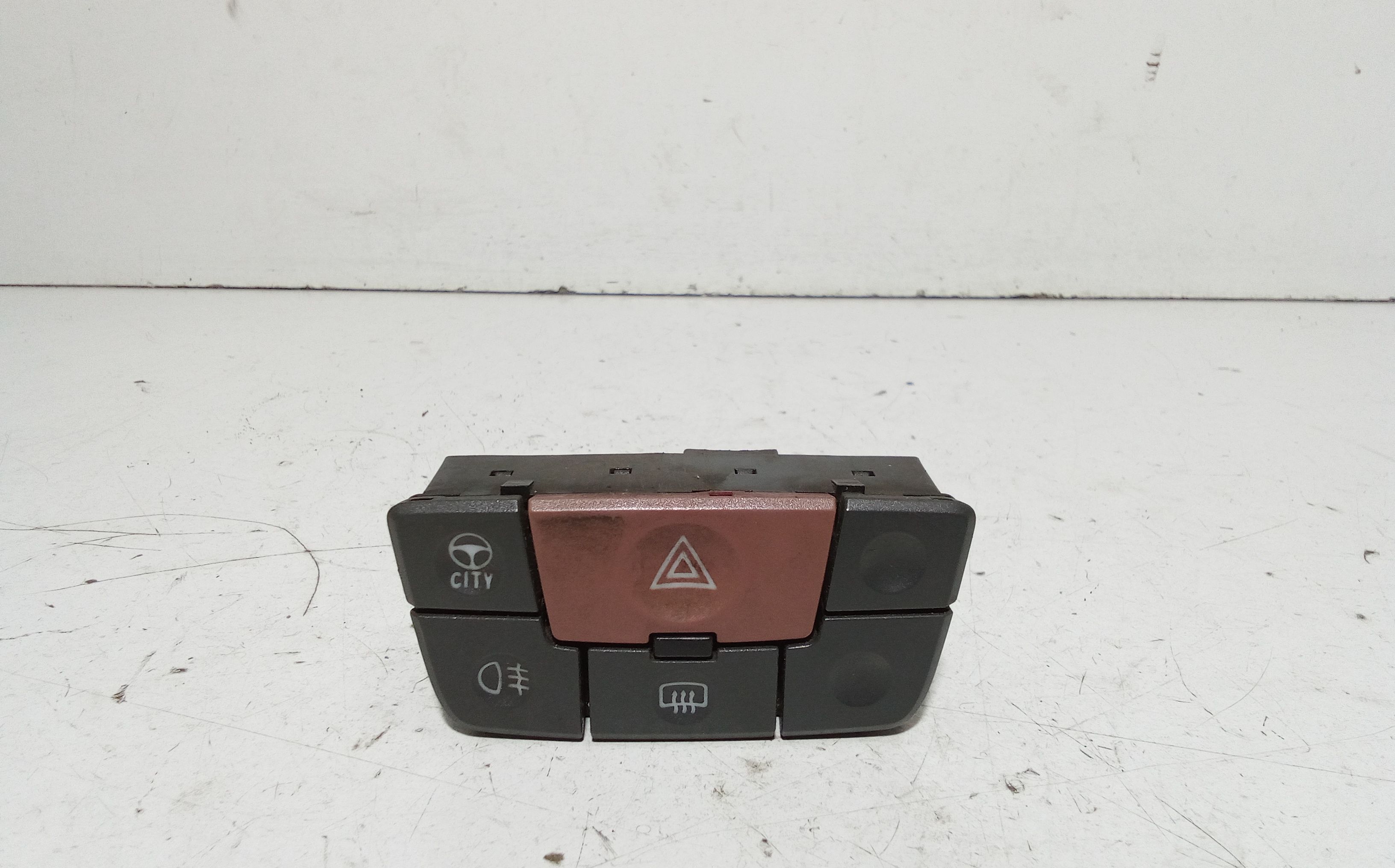 Blocco Comandi Multifunzioni 735357118 Usato