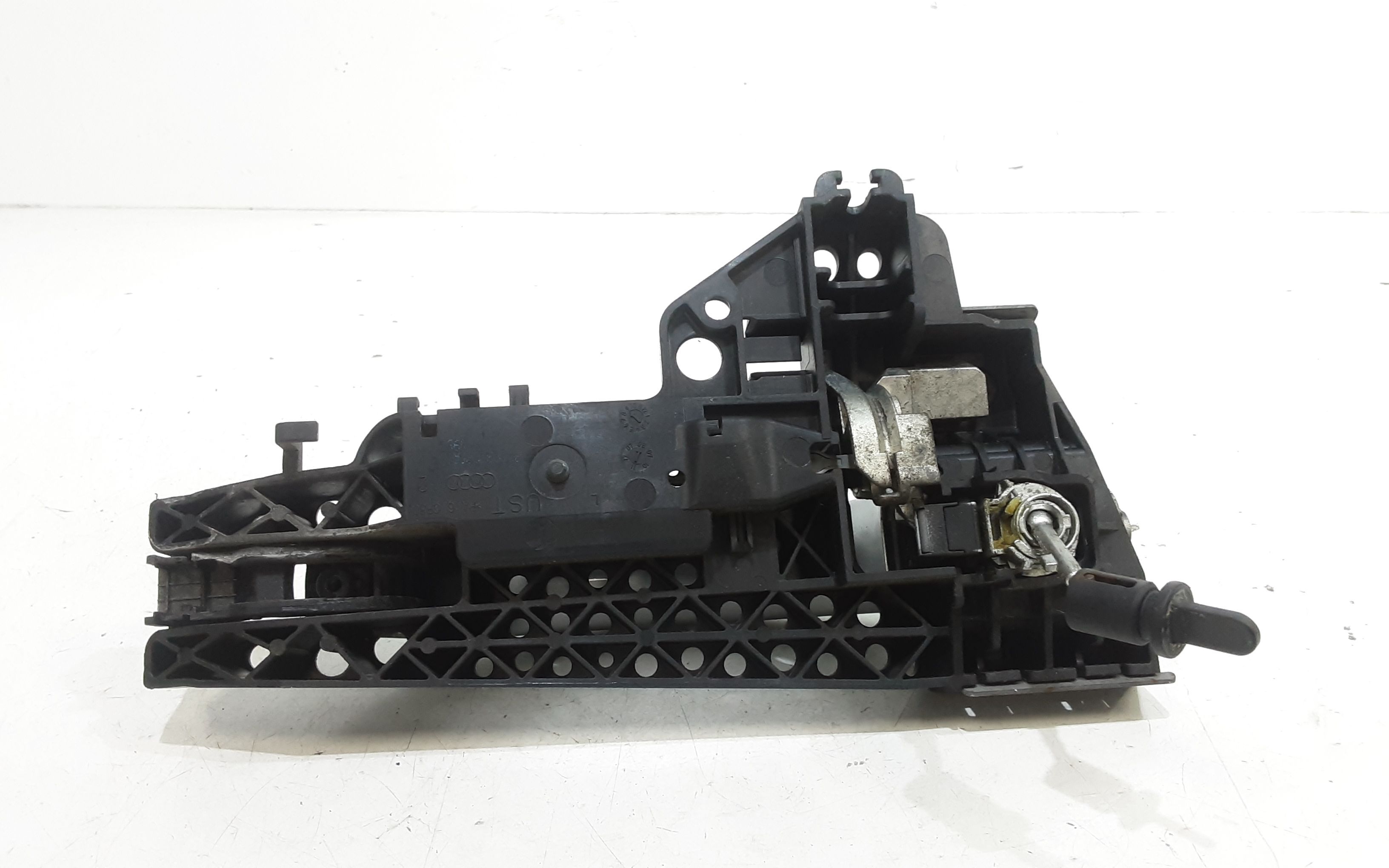 Maniglia Porta Ant. Sinistro 8T0837205AGRU Usato