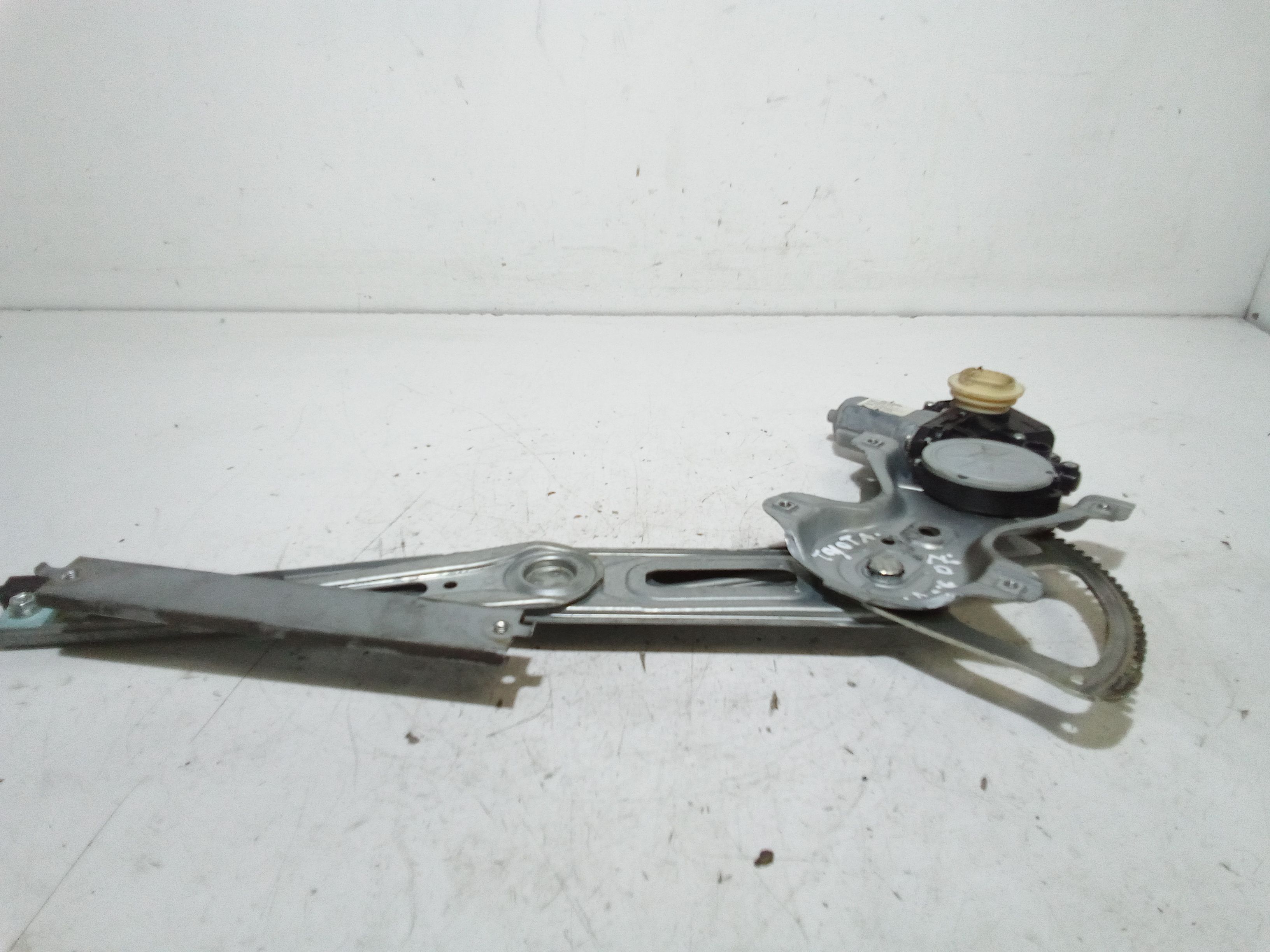 Alzacristallo Porta Ant. Sinistro 6982052270 Usato