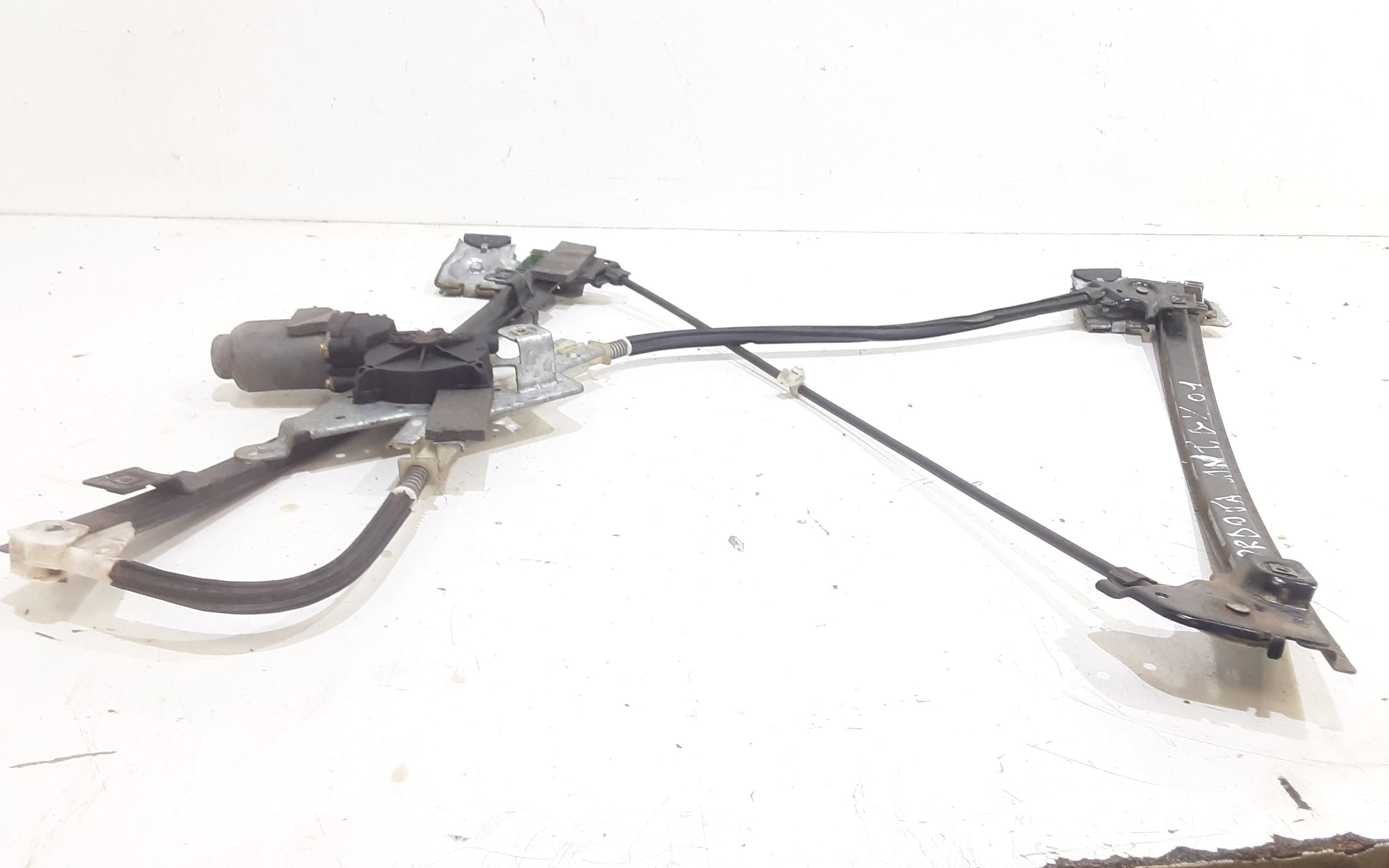 Alzacristallo Porta Ant. Destro 6K3837402F Usato