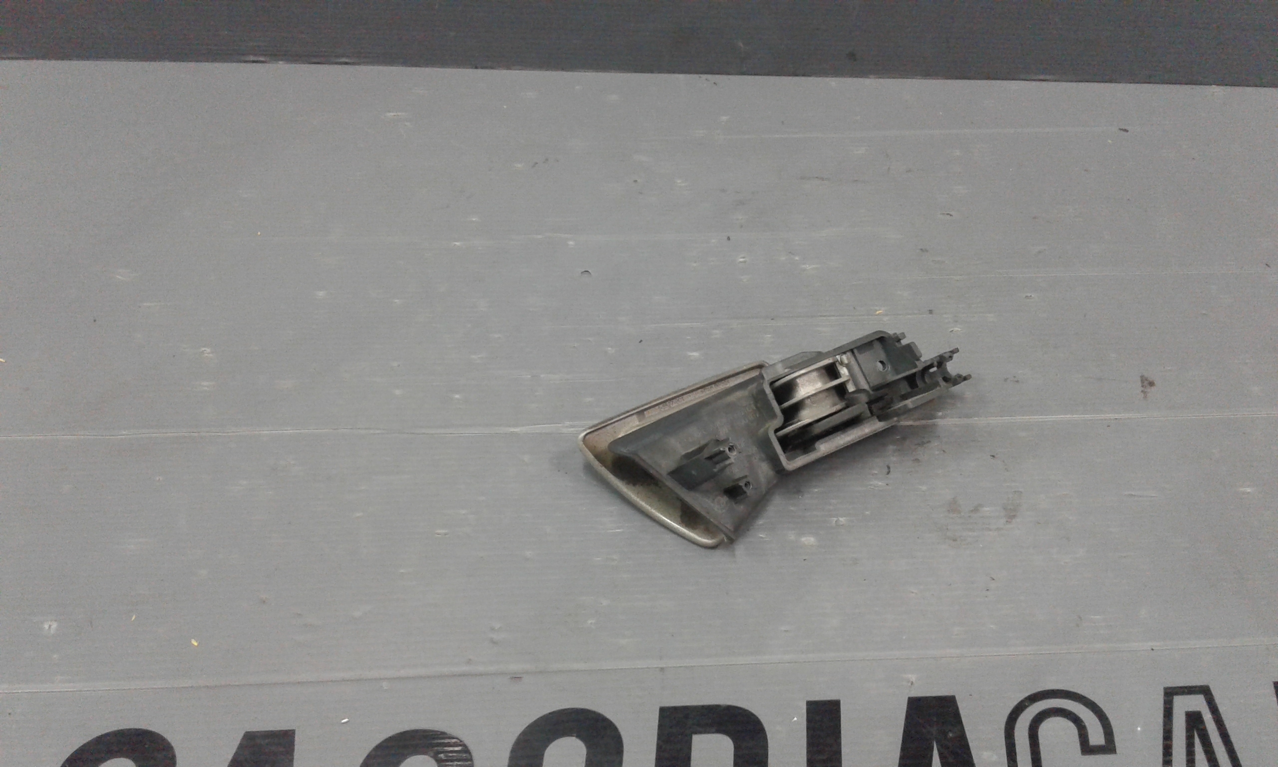 Maniglia Int. Apertura Porta Ant. Sinistro A4547600161C96A Usato